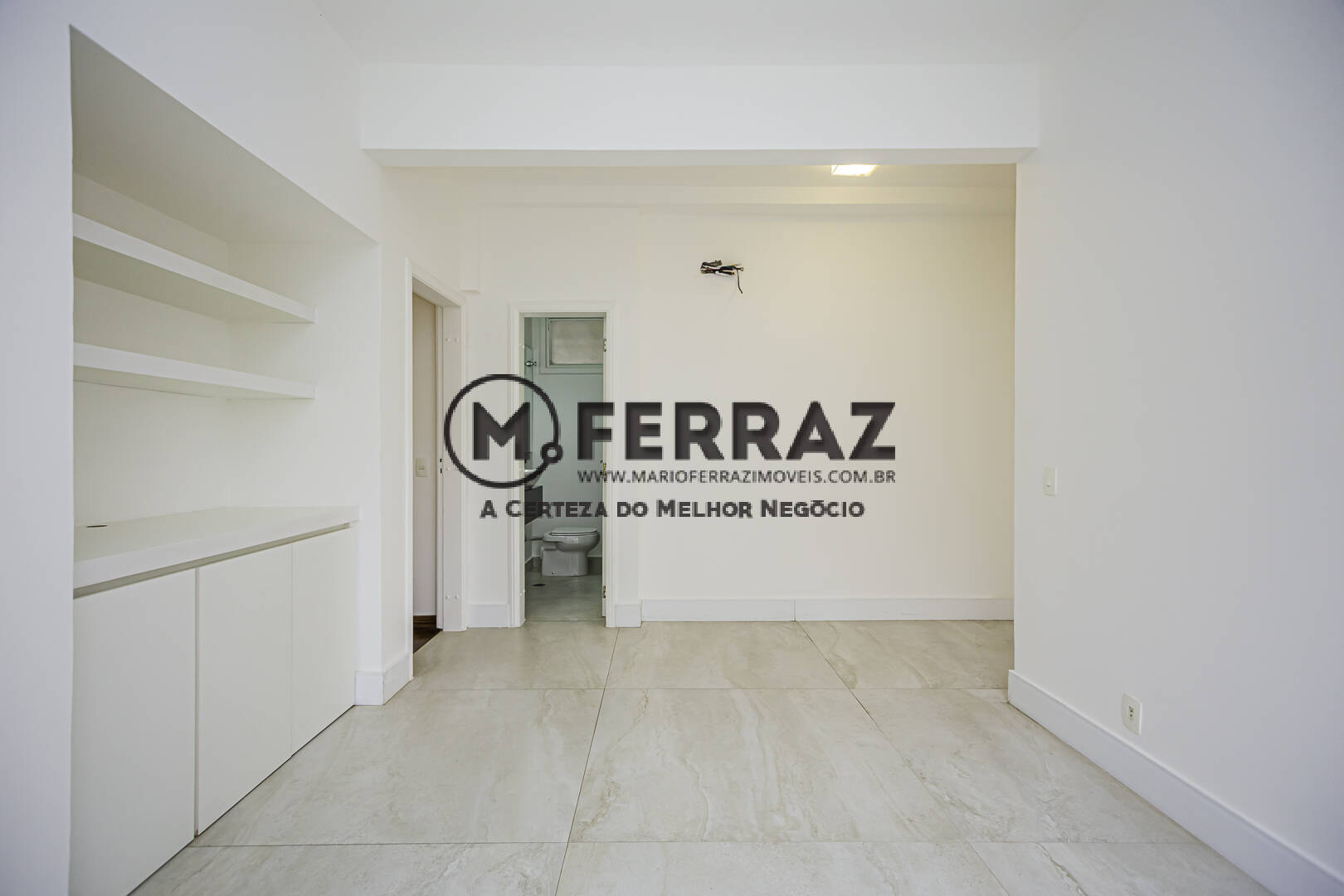 Apartamento para alugar com 3 quartos, 236m² - Foto 18