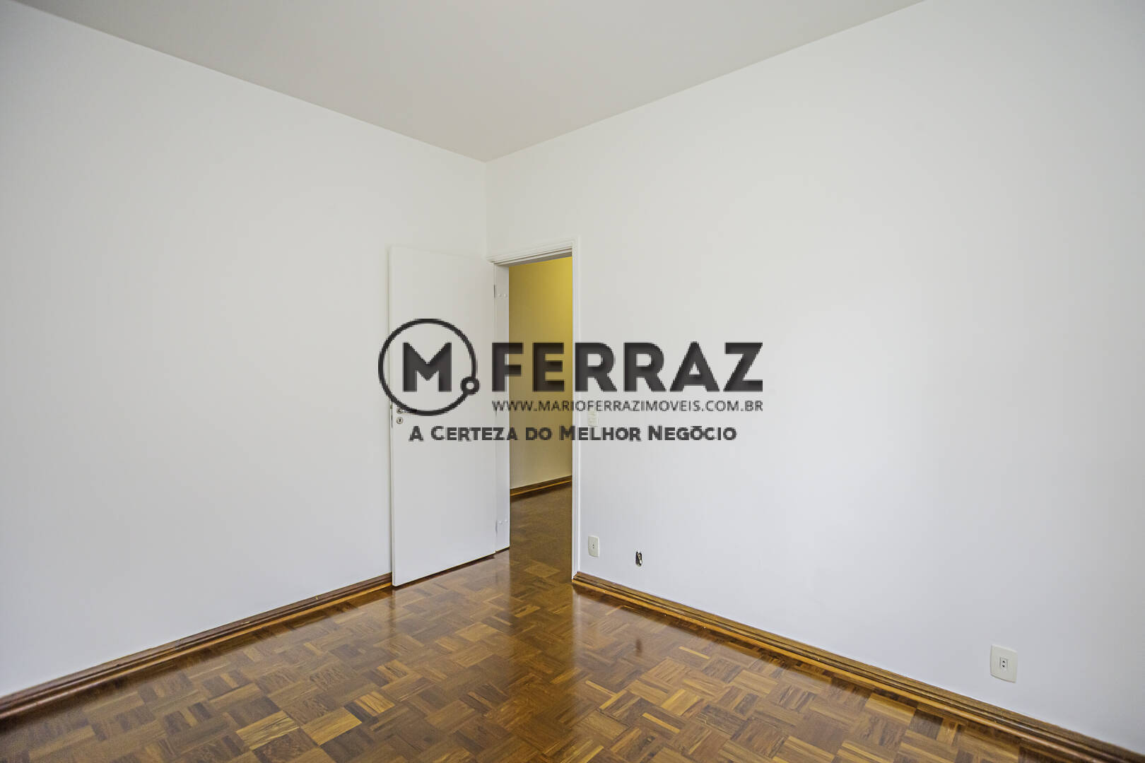 Apartamento para alugar com 3 quartos, 236m² - Foto 27