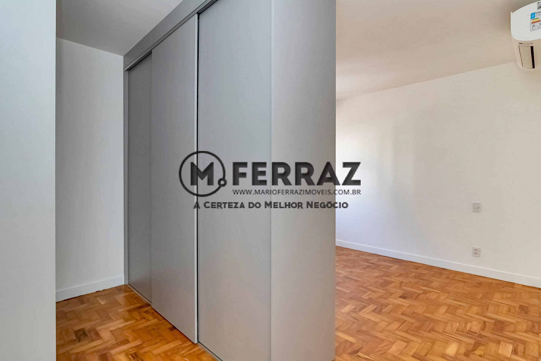 Apartamento à venda com 3 quartos, 267m² - Foto 18