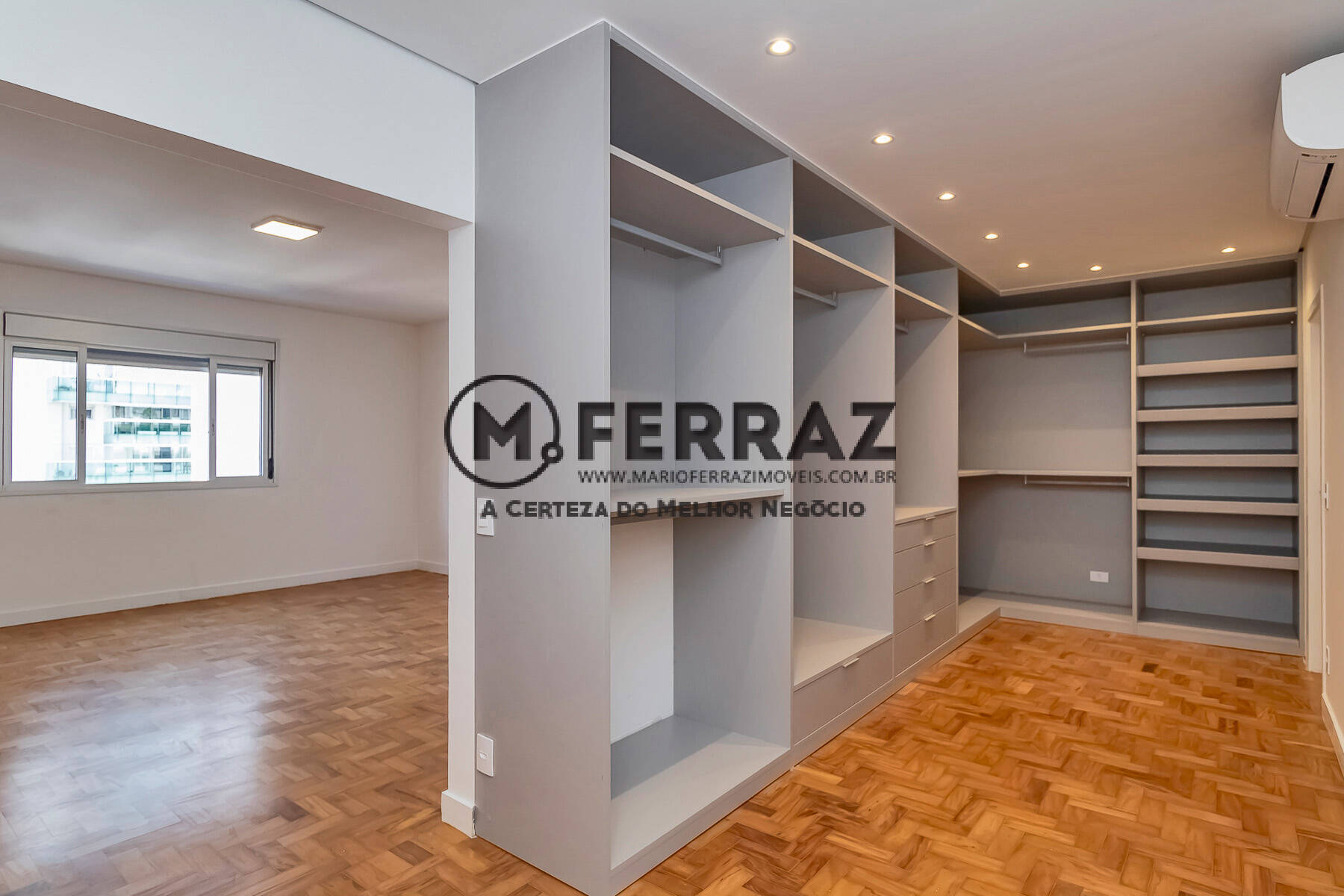 Apartamento à venda com 3 quartos, 267m² - Foto 32