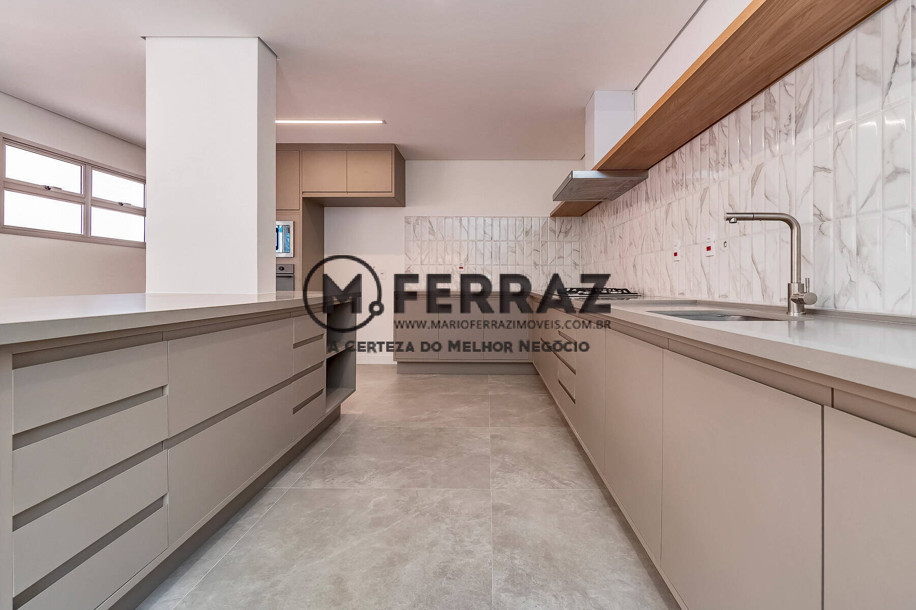 Apartamento à venda com 3 quartos, 267m² - Foto 44