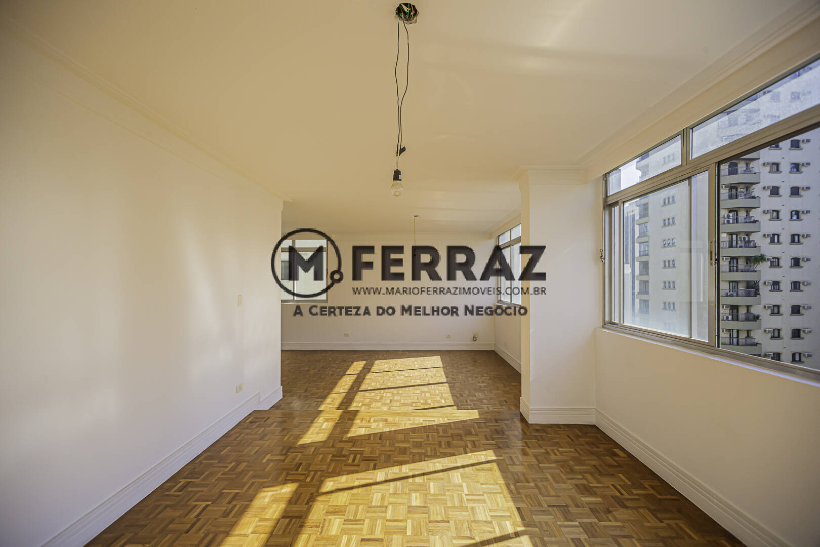 Apartamento à venda com 3 quartos, 240m² - Foto 7