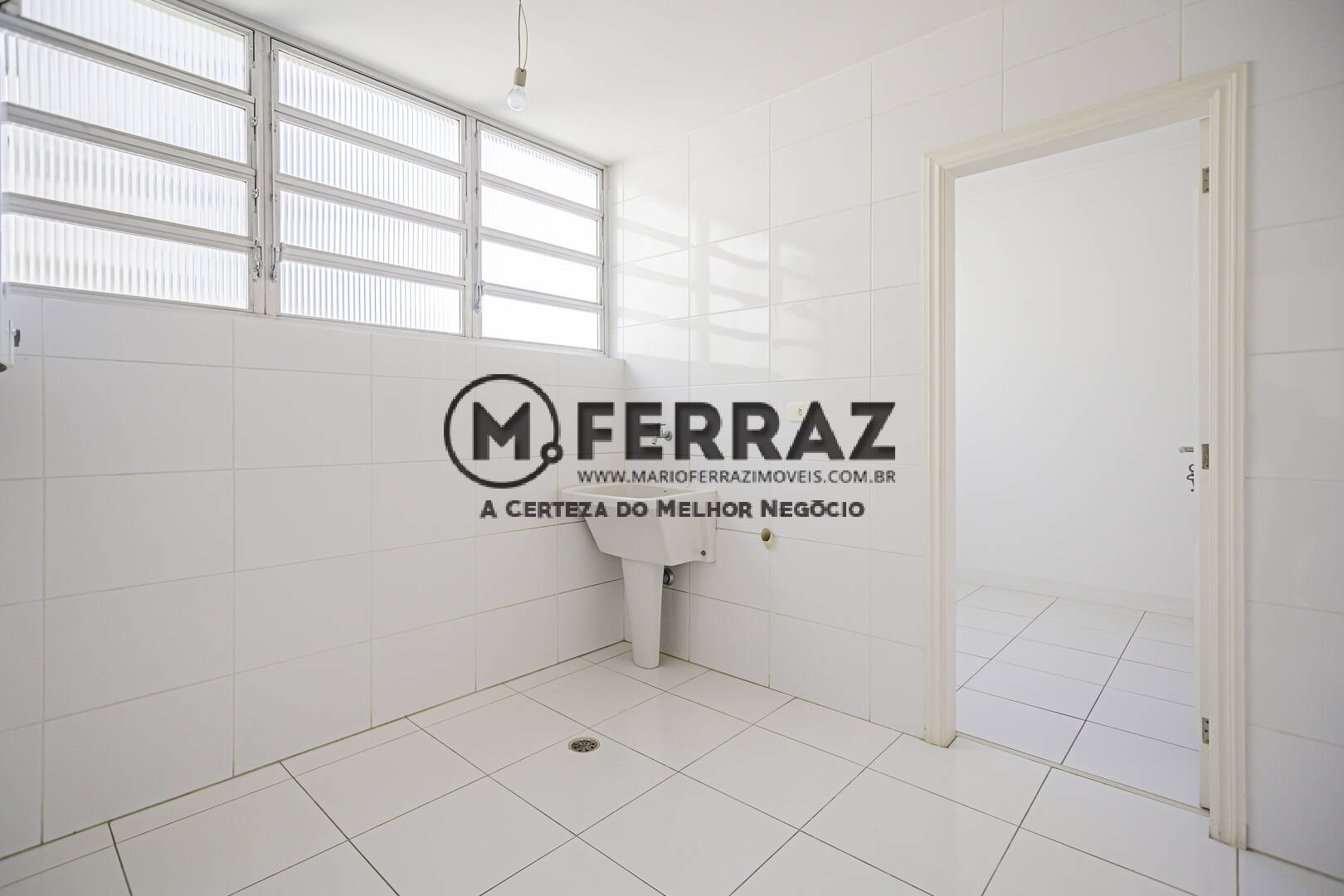 Apartamento à venda com 3 quartos, 240m² - Foto 15