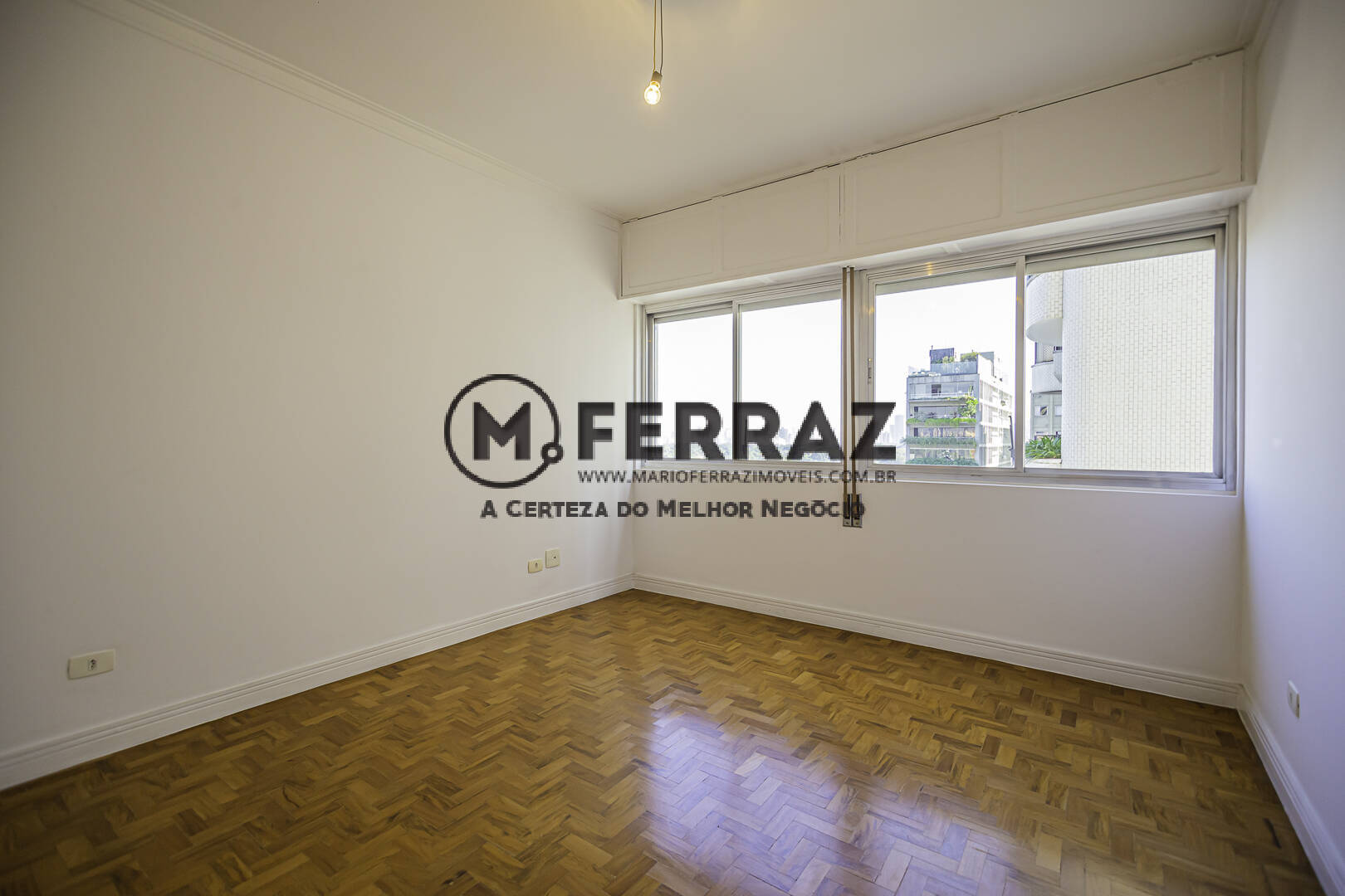 Apartamento à venda com 3 quartos, 240m² - Foto 22