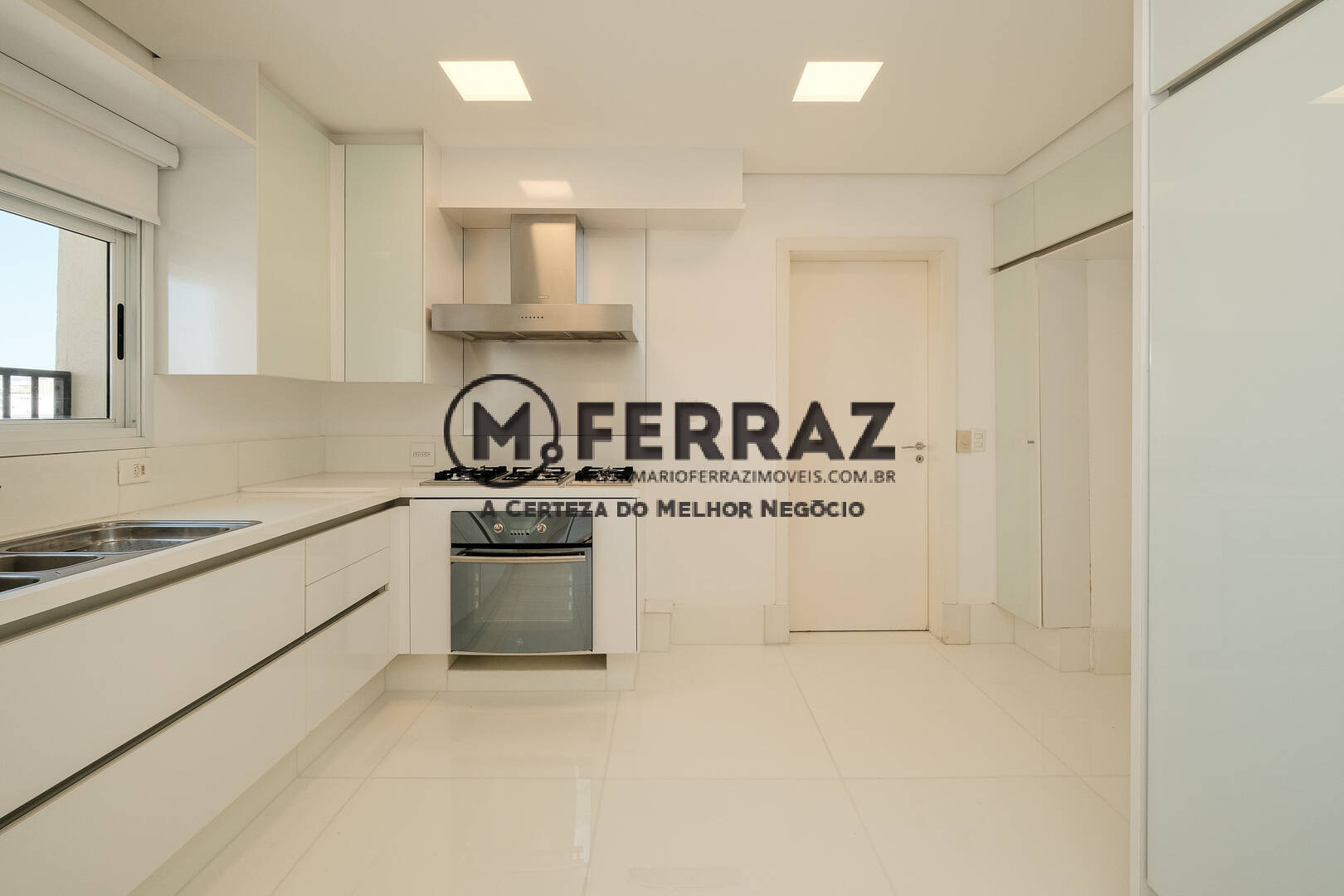 Apartamento à venda com 3 quartos, 294m² - Foto 42