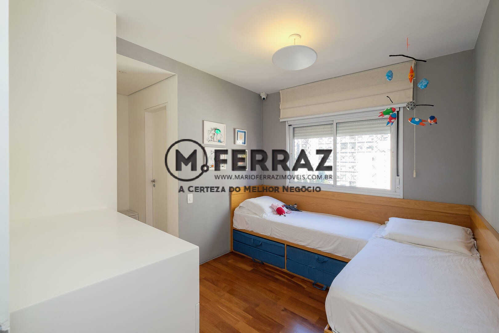 Apartamento à venda com 3 quartos, 185m² - Foto 13