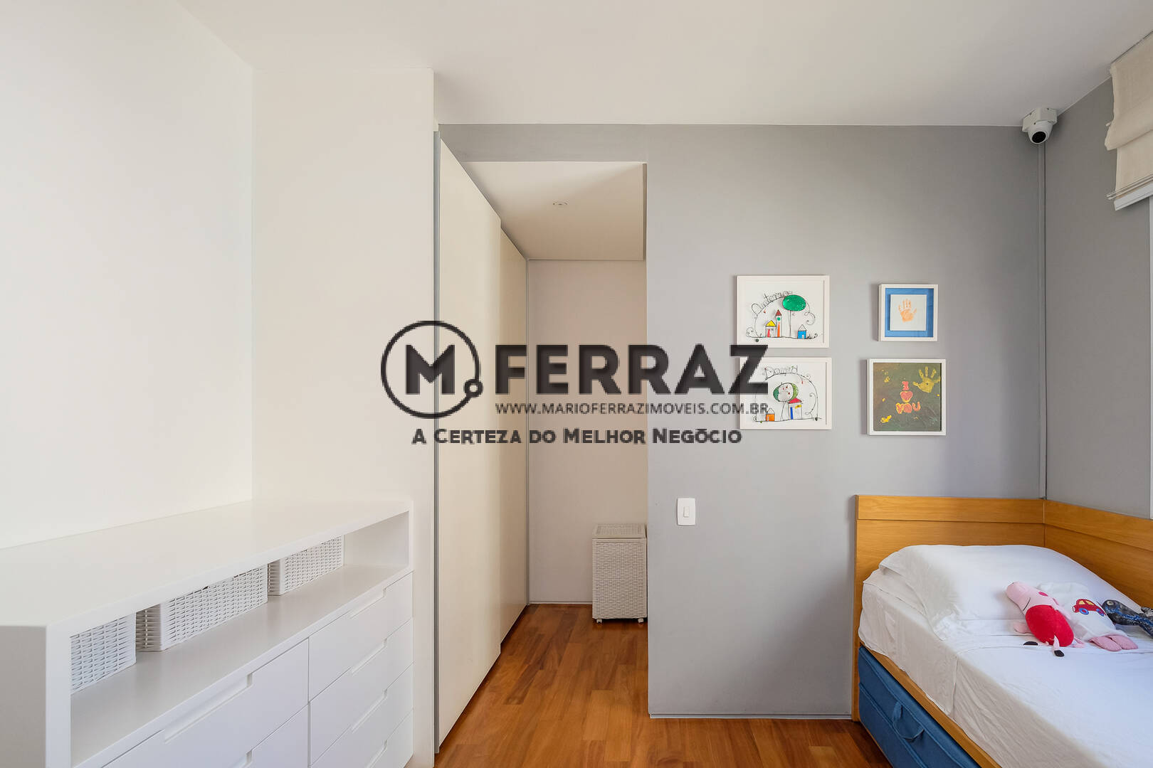 Apartamento à venda com 3 quartos, 185m² - Foto 14