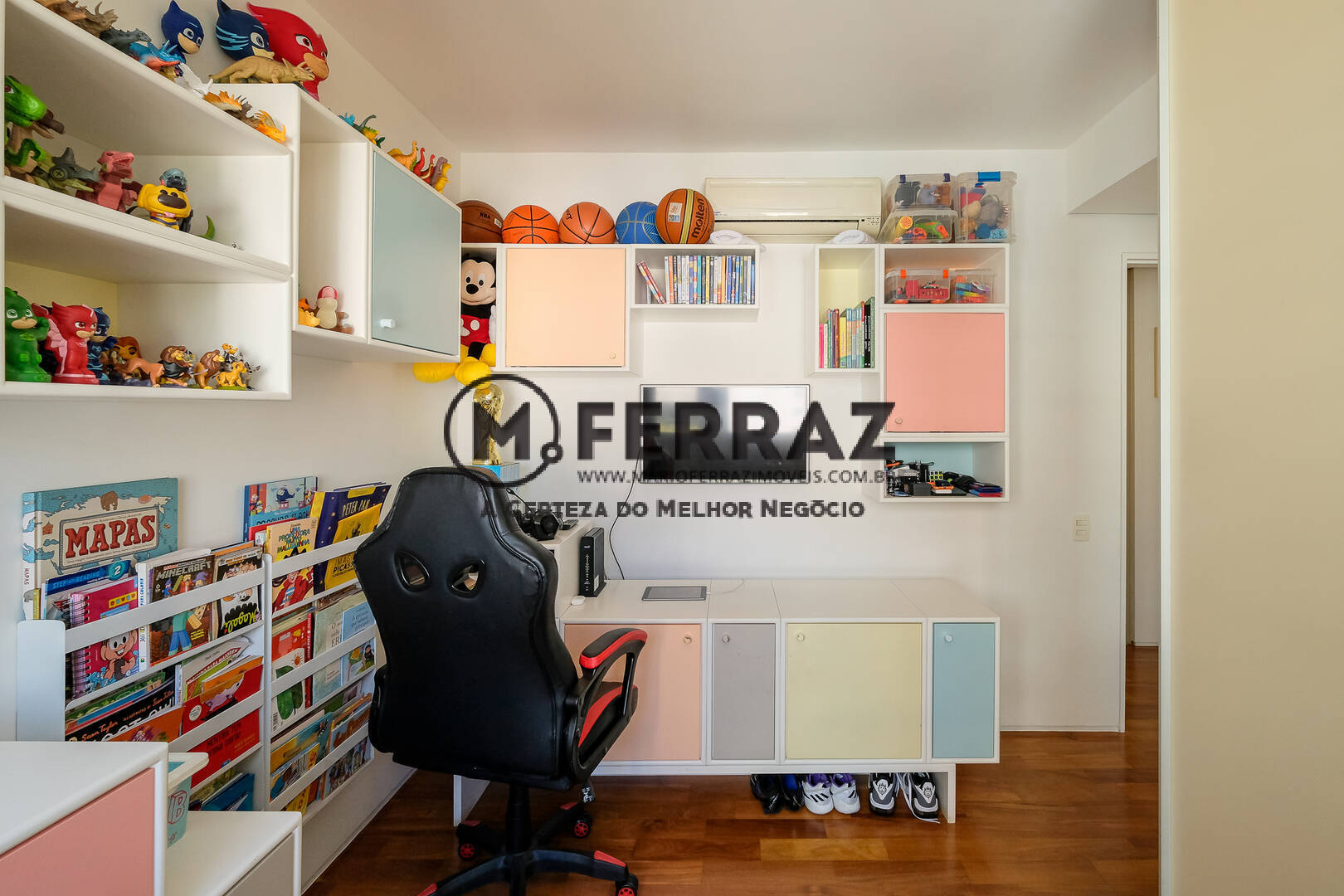 Apartamento à venda com 3 quartos, 185m² - Foto 18