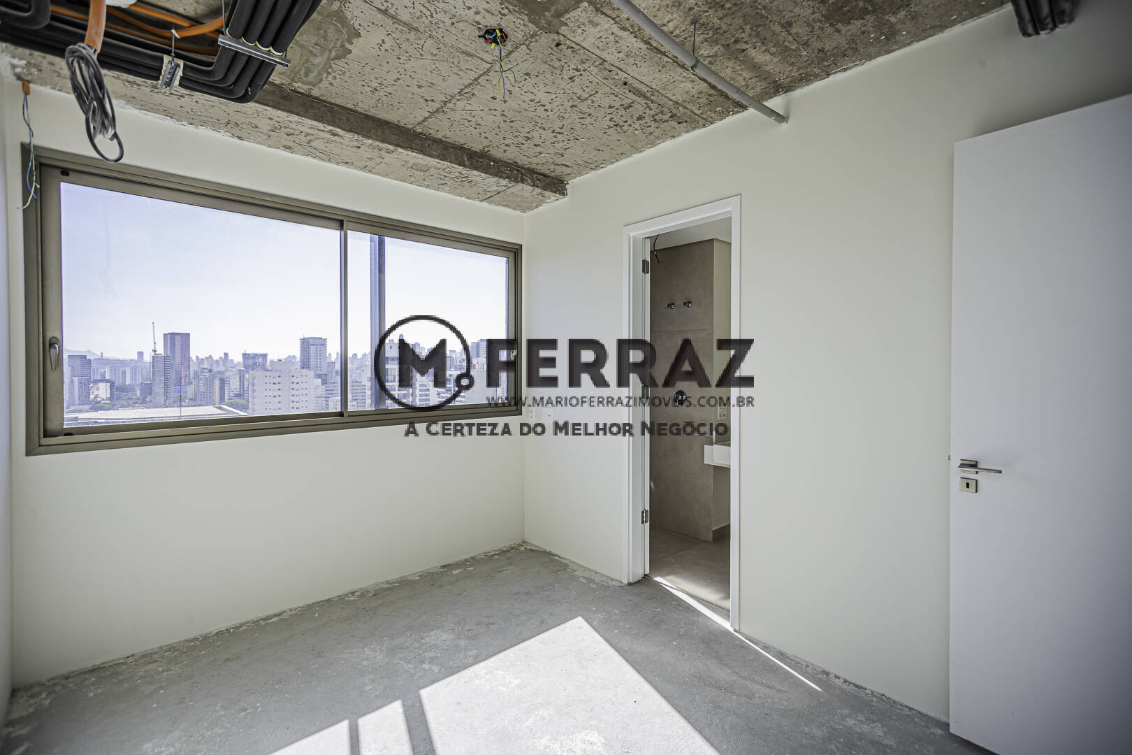 Apartamento à venda com 3 quartos, 232m² - Foto 18