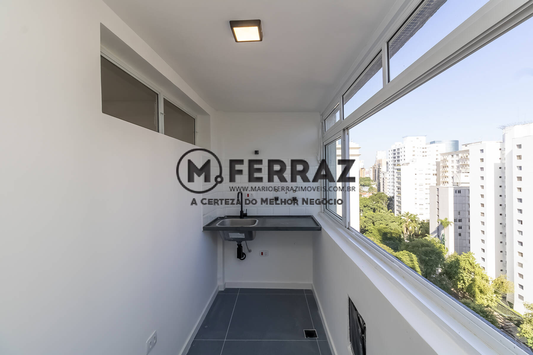 Apartamento à venda com 2 quartos, 98m² - Foto 33