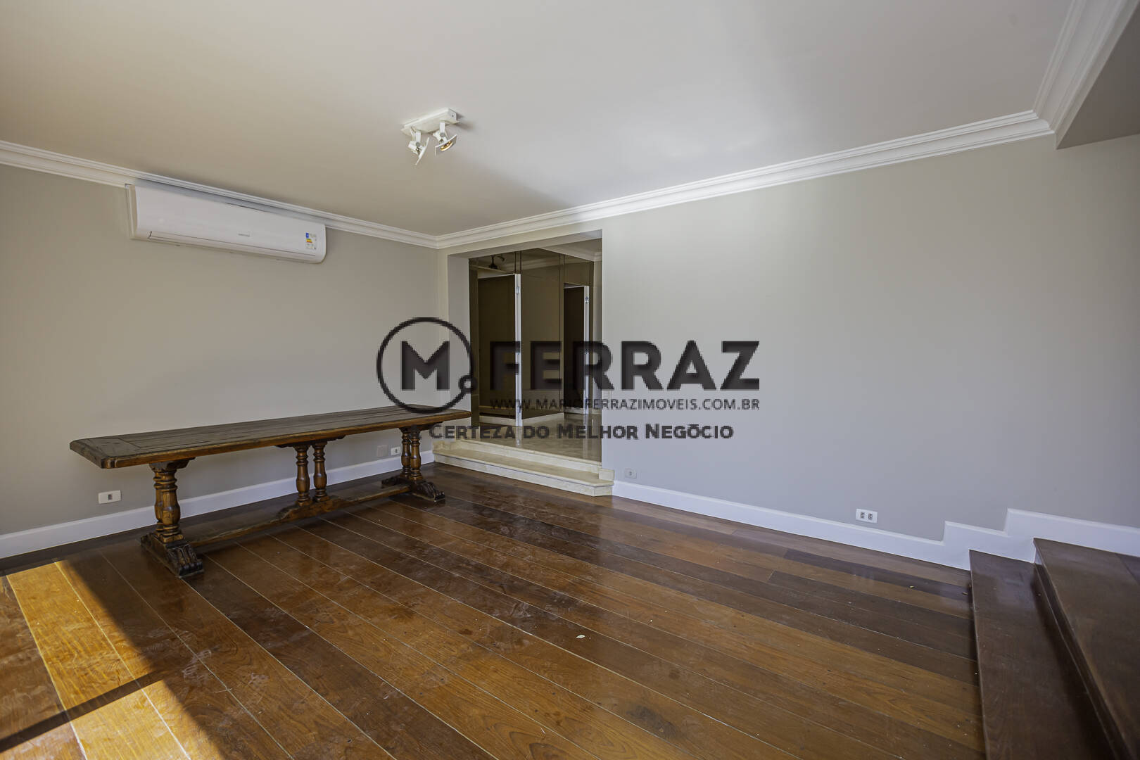 Apartamento para alugar com 3 quartos, 245m² - Foto 9