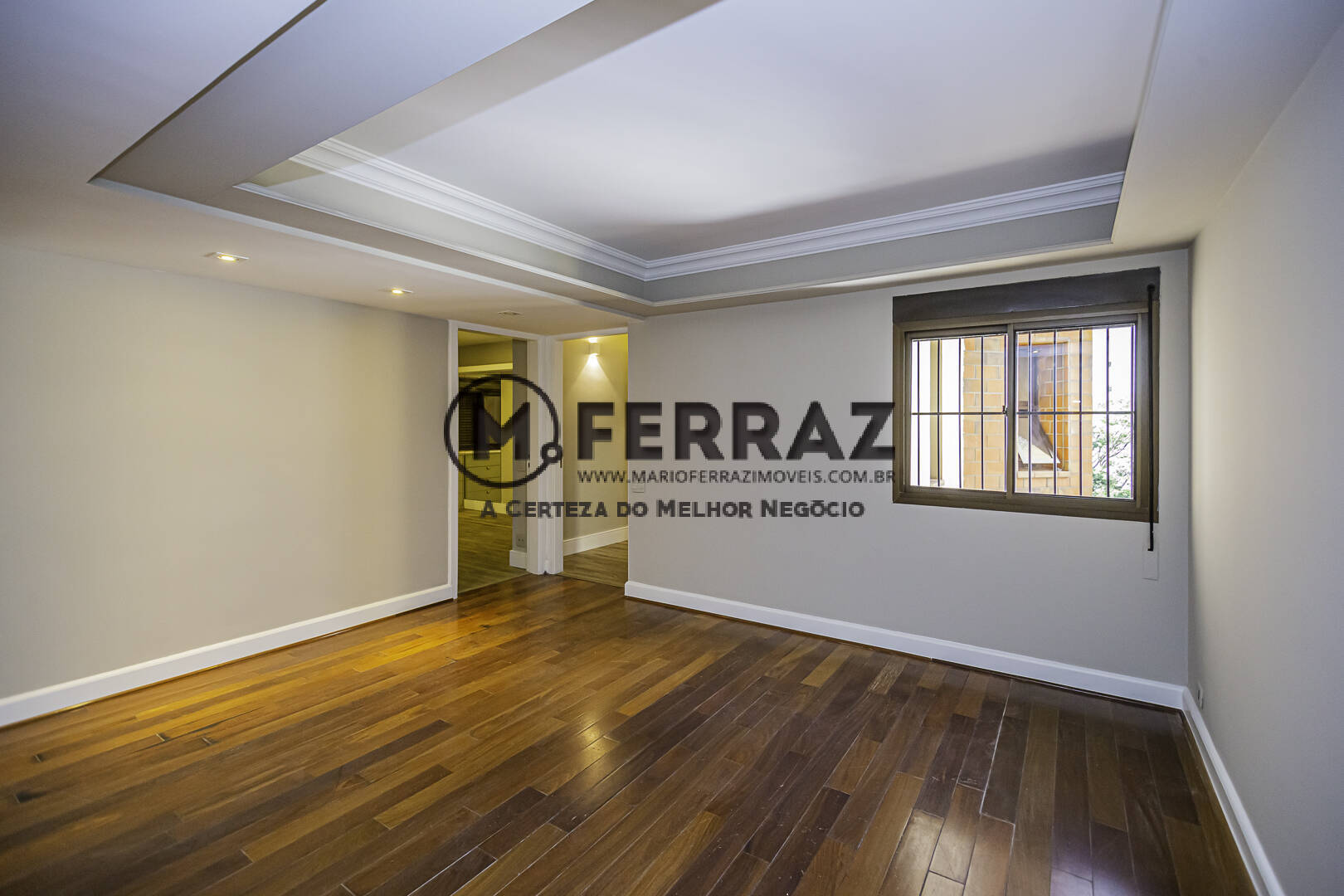 Apartamento para alugar com 3 quartos, 245m² - Foto 16