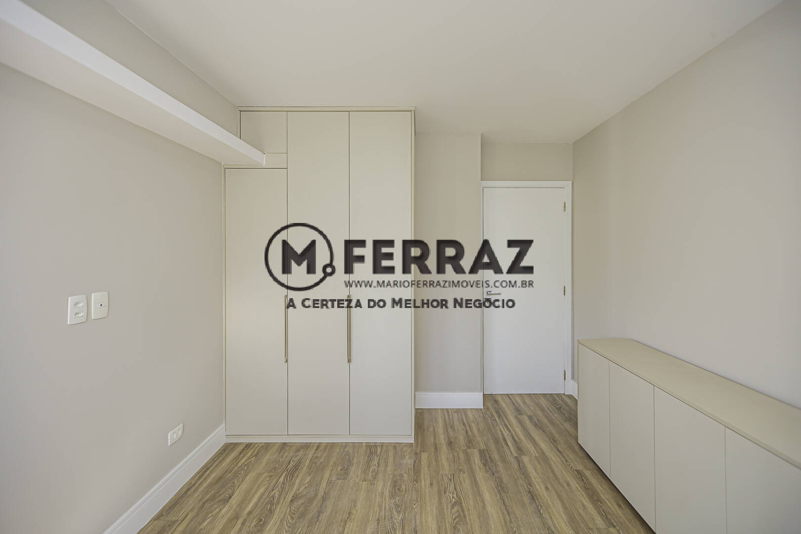 Apartamento para alugar com 3 quartos, 245m² - Foto 28