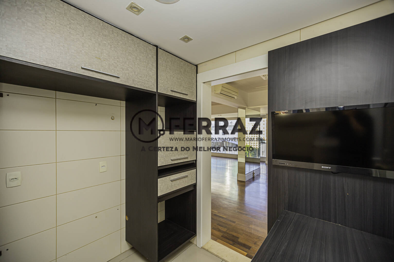 Apartamento à venda e aluguel com 3 quartos, 223m² - Foto 13