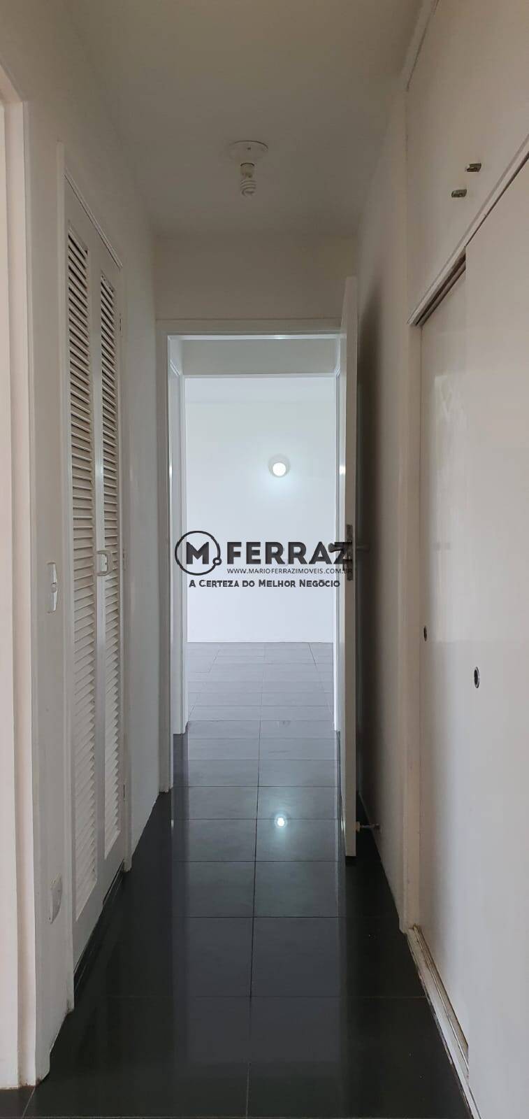 Apartamento à venda com 2 quartos, 100m² - Foto 5