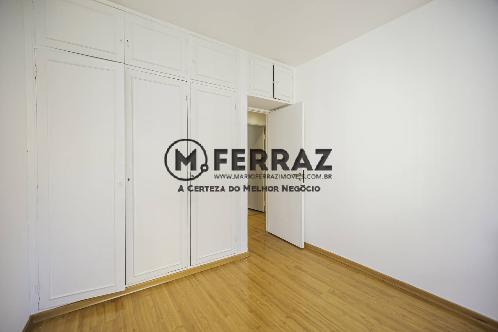 Apartamento à venda e aluguel com 3 quartos, 100m² - Foto 15