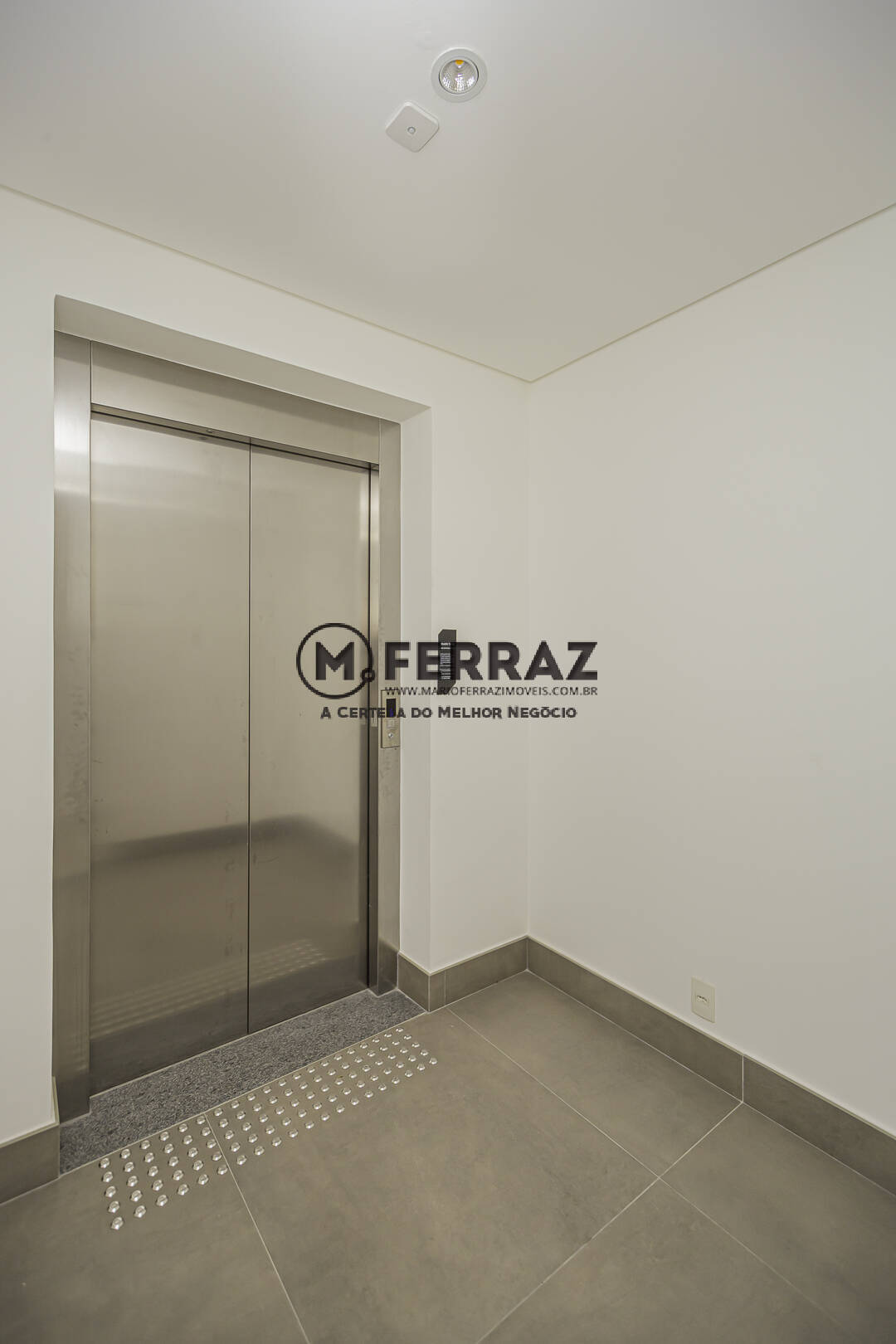 Apartamento à venda com 3 quartos, 315m² - Foto 11