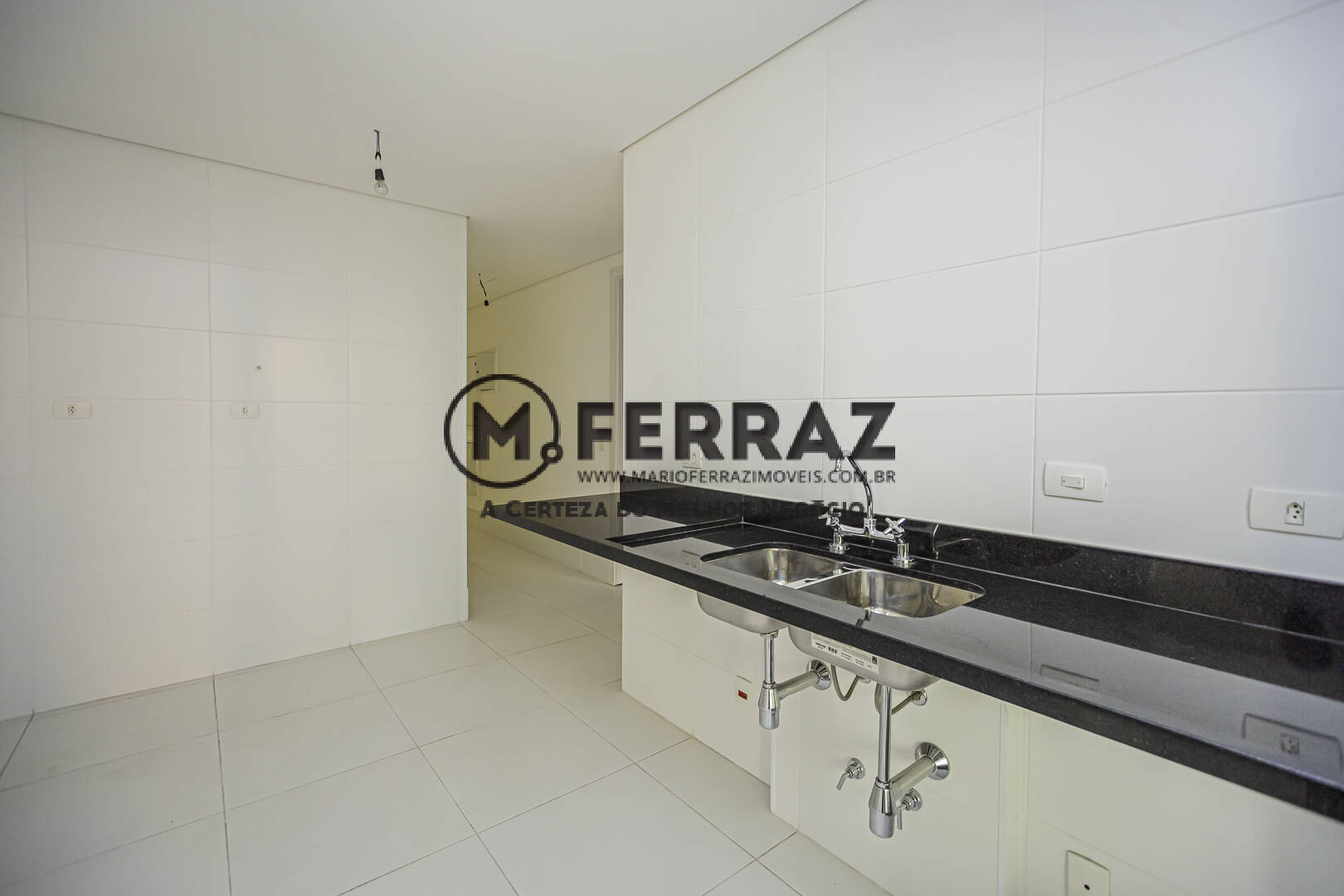 Apartamento à venda com 3 quartos, 315m² - Foto 8