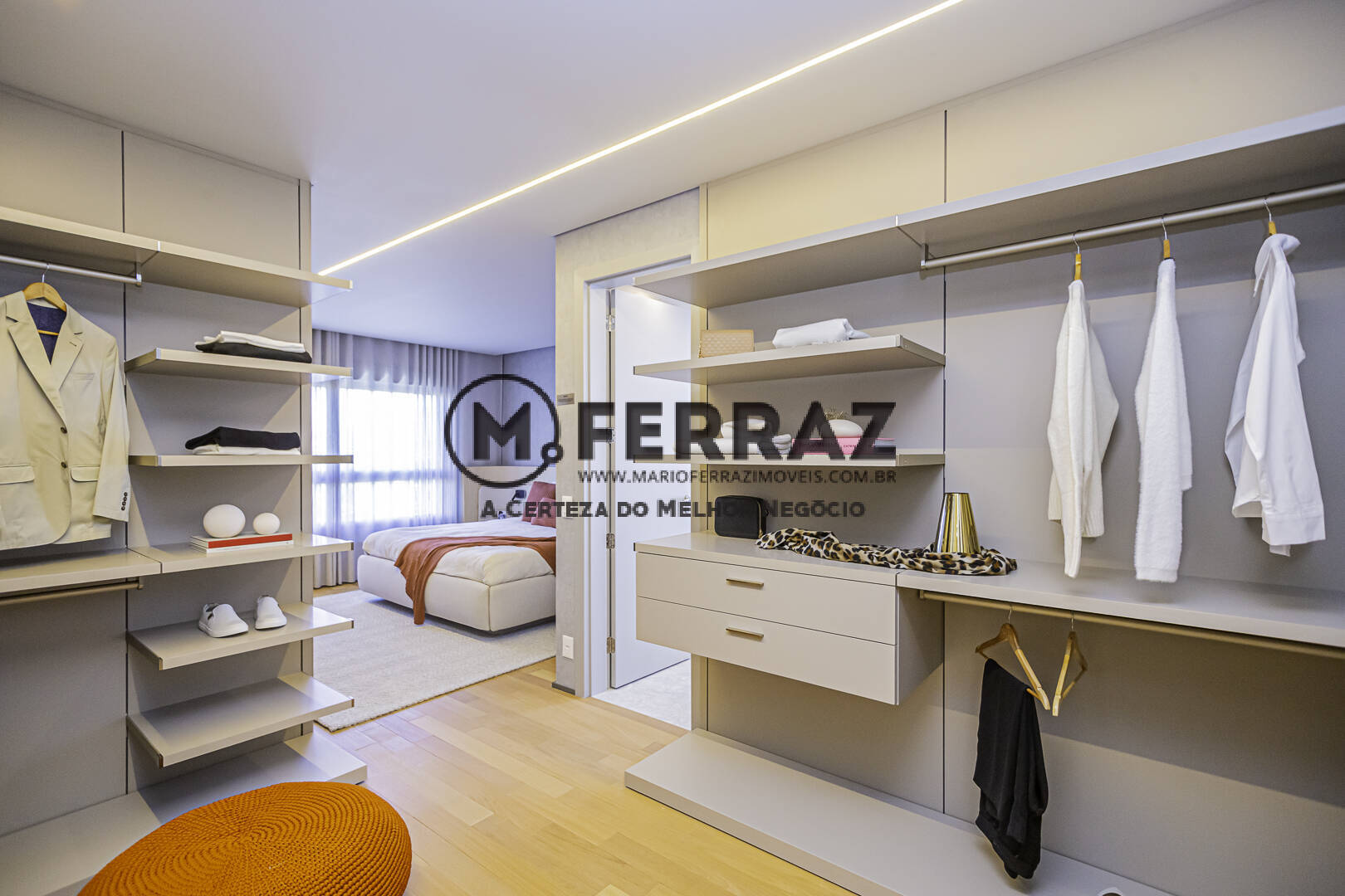 Apartamento à venda com 3 quartos, 210m² - Foto 19