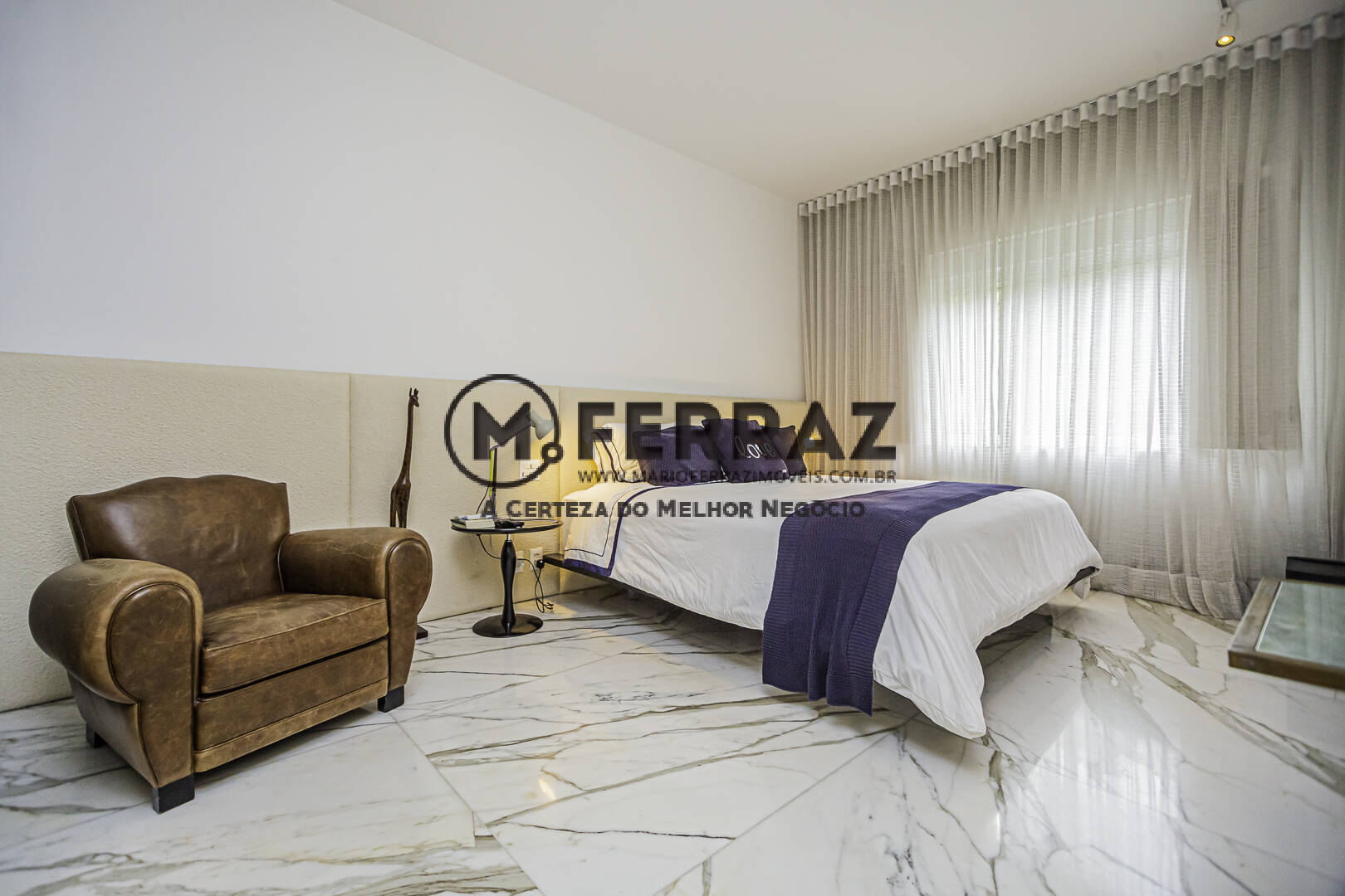 Apartamento à venda com 1 quarto, 215m² - Foto 27