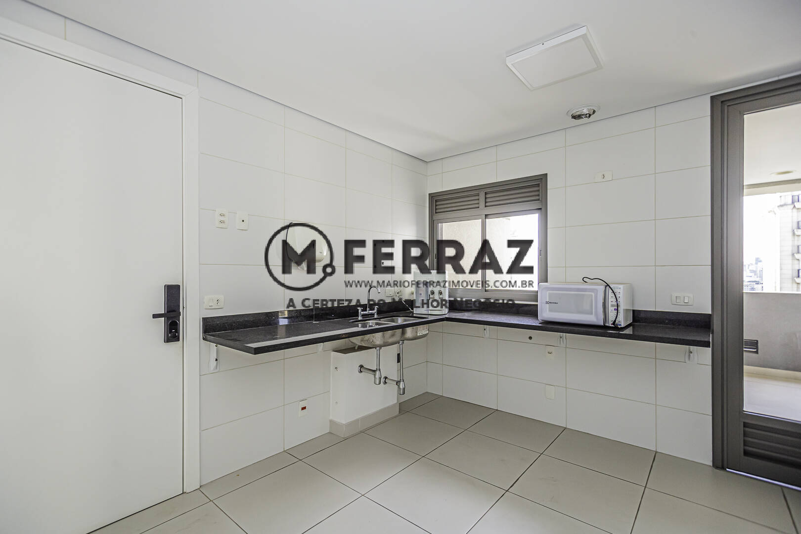 Apartamento à venda com 4 quartos, 252m² - Foto 32