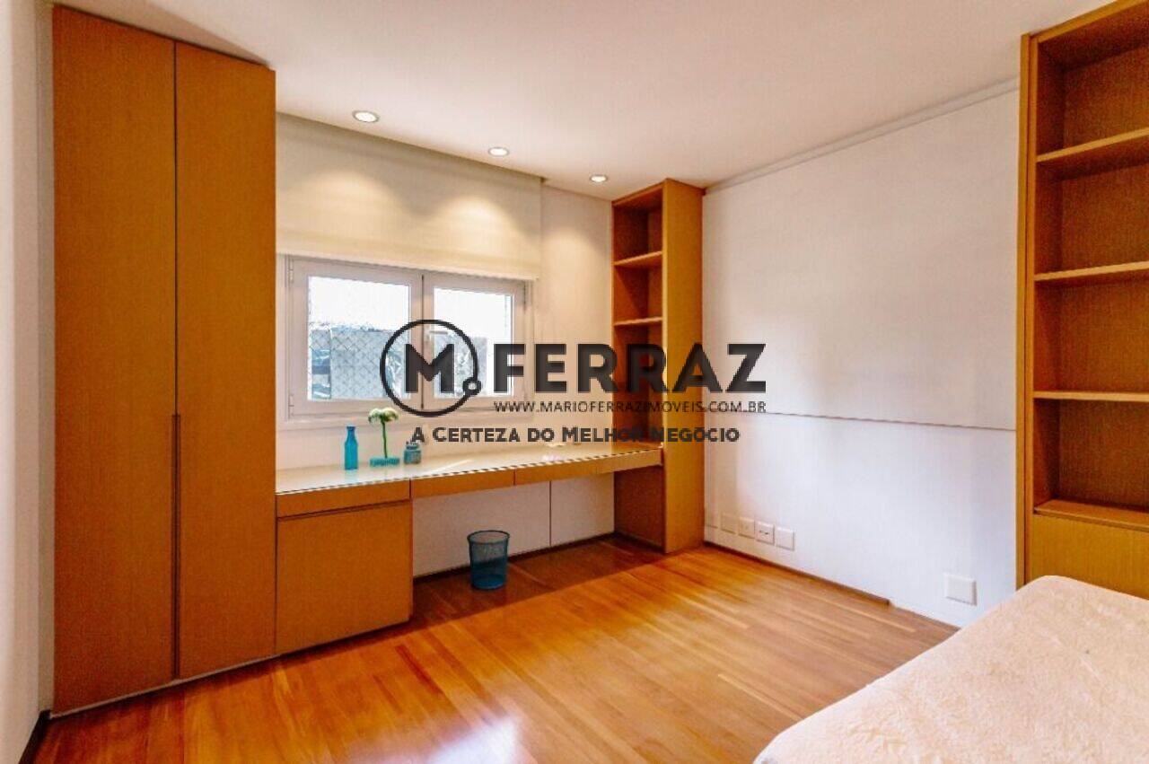 Apartamento para alugar com 4 quartos, 433m² - Foto 10