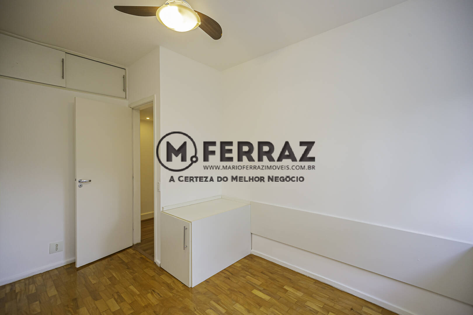 Apartamento à venda com 3 quartos, 147m² - Foto 19