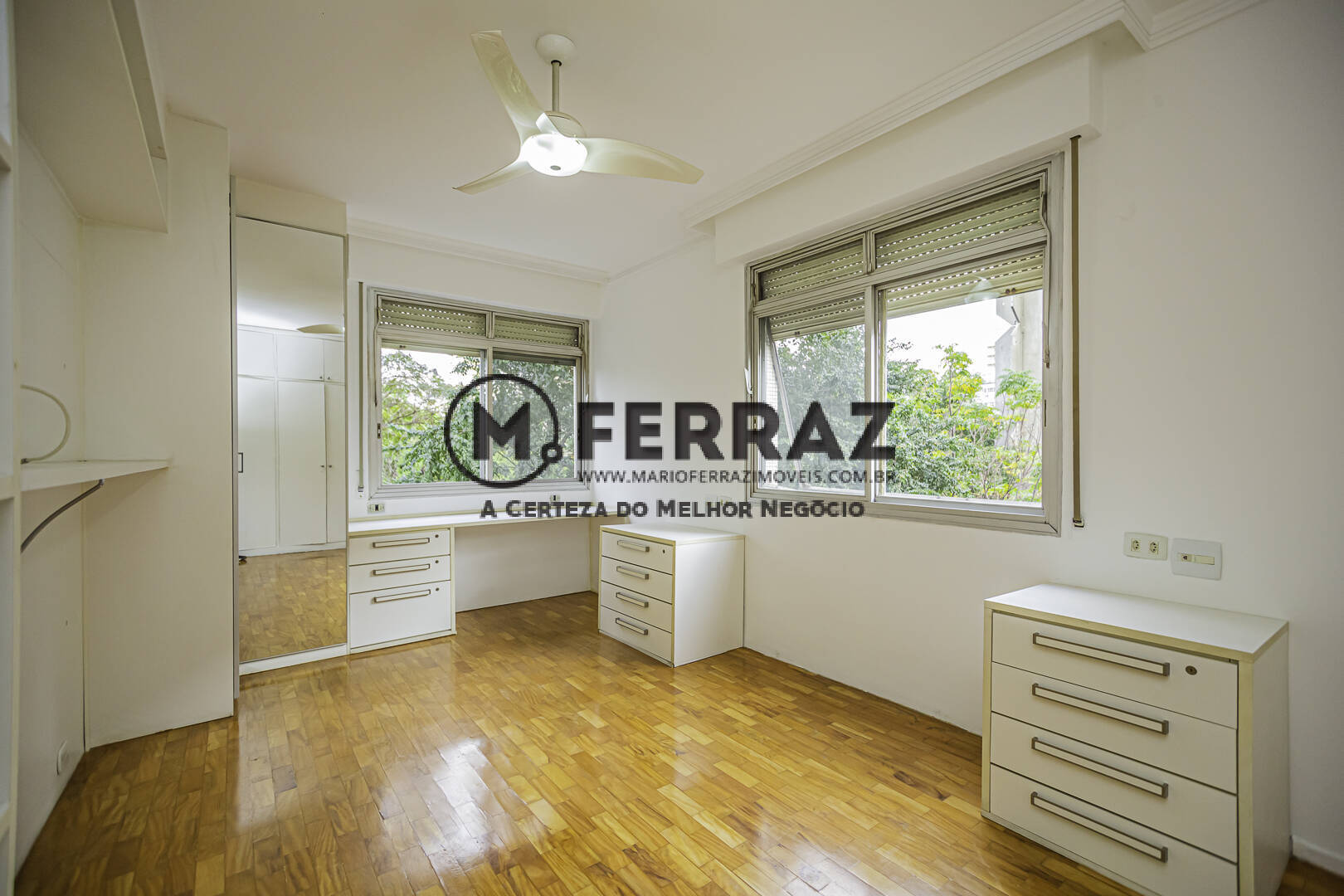 Apartamento à venda com 3 quartos, 147m² - Foto 25