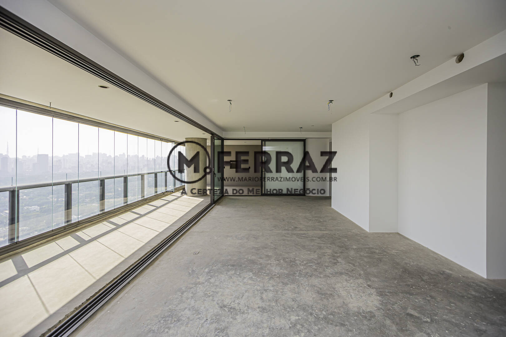 Apartamento à venda com 3 quartos, 285m² - Foto 3