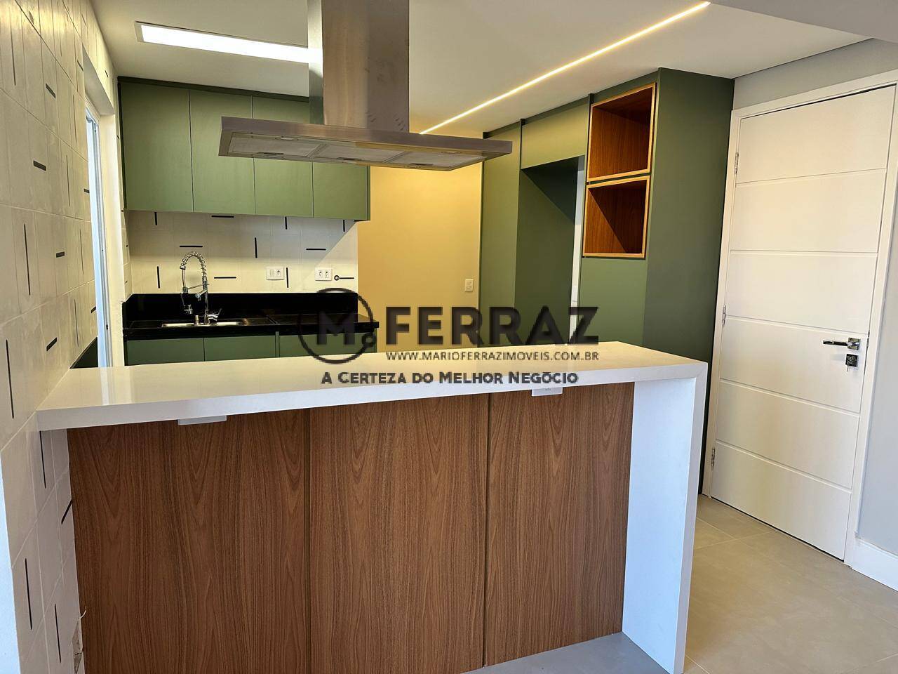 Apartamento à venda com 2 quartos, 93m² - Foto 2