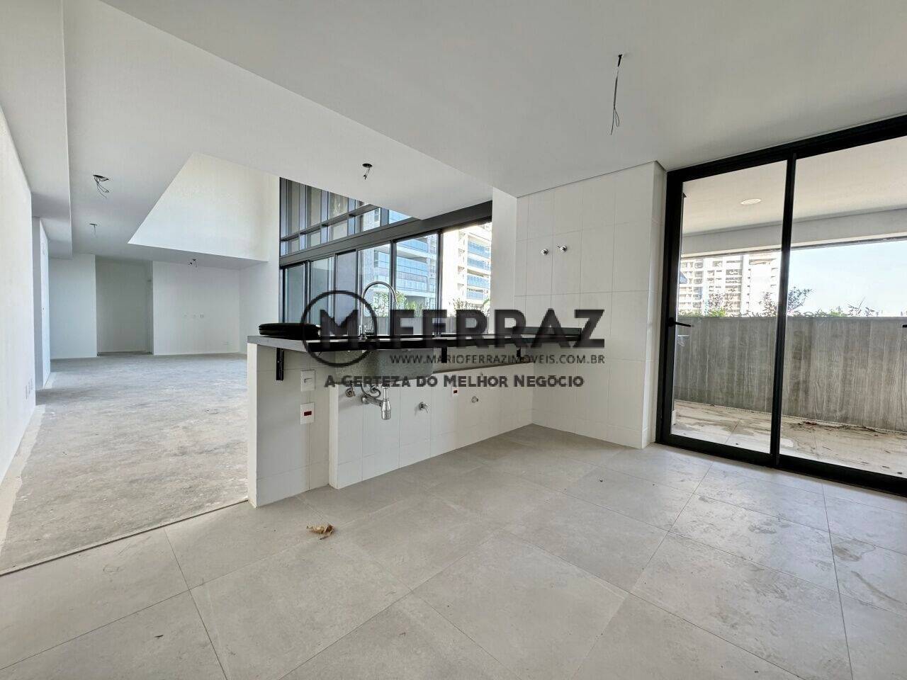 Apartamento à venda com 4 quartos, 330m² - Foto 8