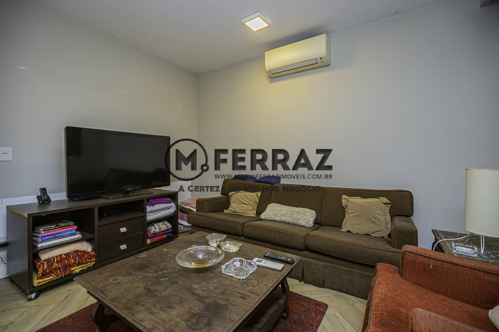 Apartamento para alugar com 3 quartos, 200m² - Foto 8