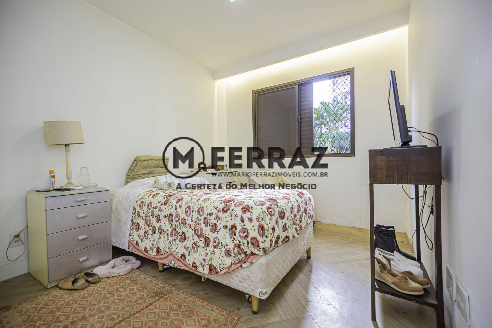 Apartamento para alugar com 3 quartos, 200m² - Foto 22