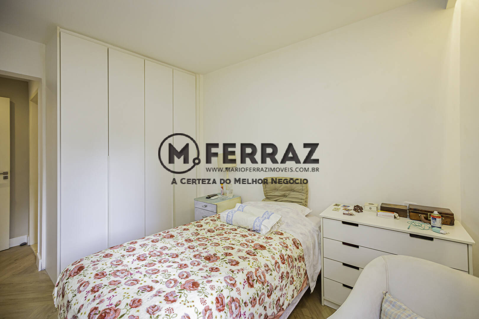 Apartamento para alugar com 3 quartos, 200m² - Foto 23