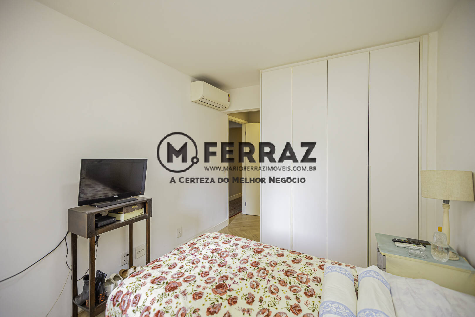 Apartamento para alugar com 3 quartos, 200m² - Foto 24