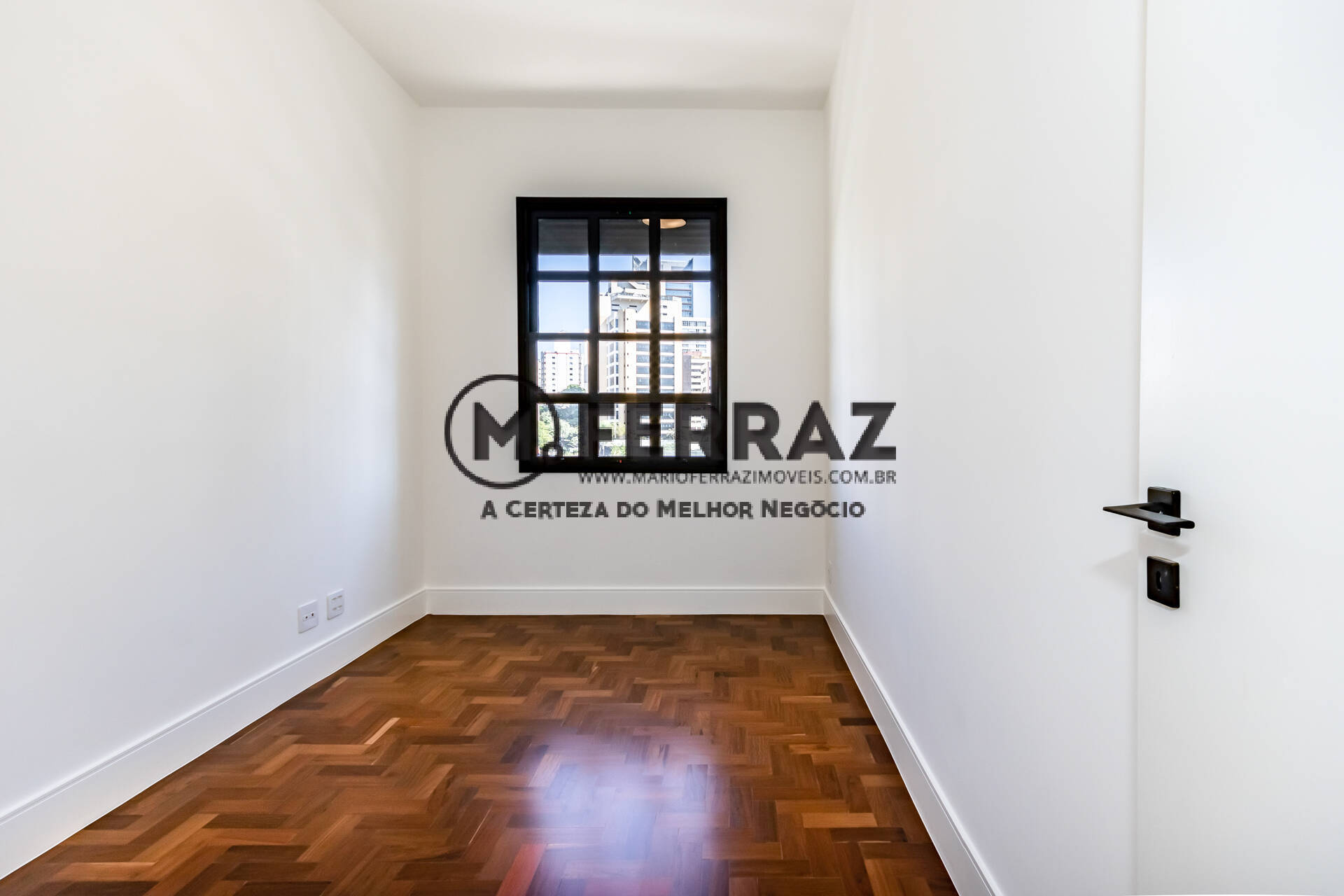 Apartamento à venda com 3 quartos, 212m² - Foto 22