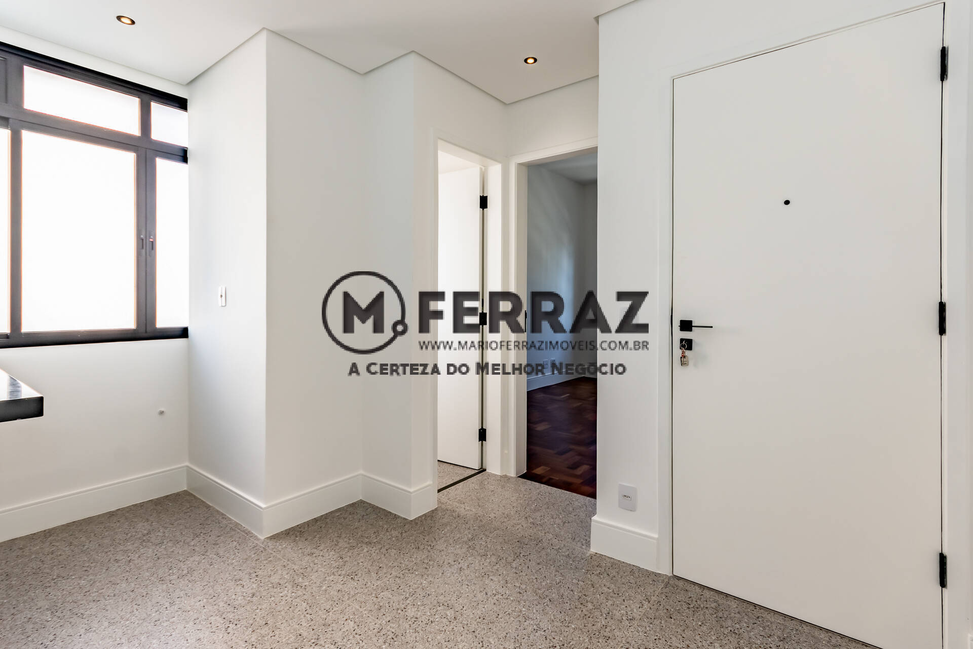 Apartamento à venda com 3 quartos, 212m² - Foto 24