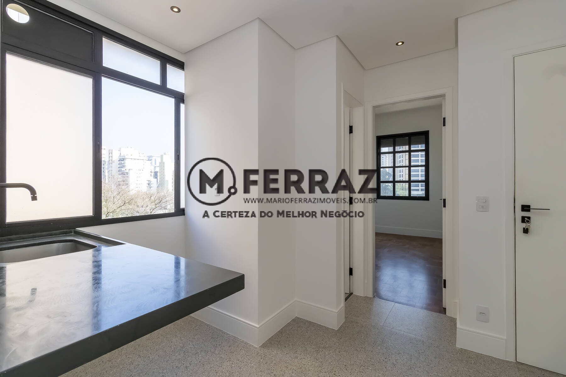 Apartamento à venda com 3 quartos, 212m² - Foto 47