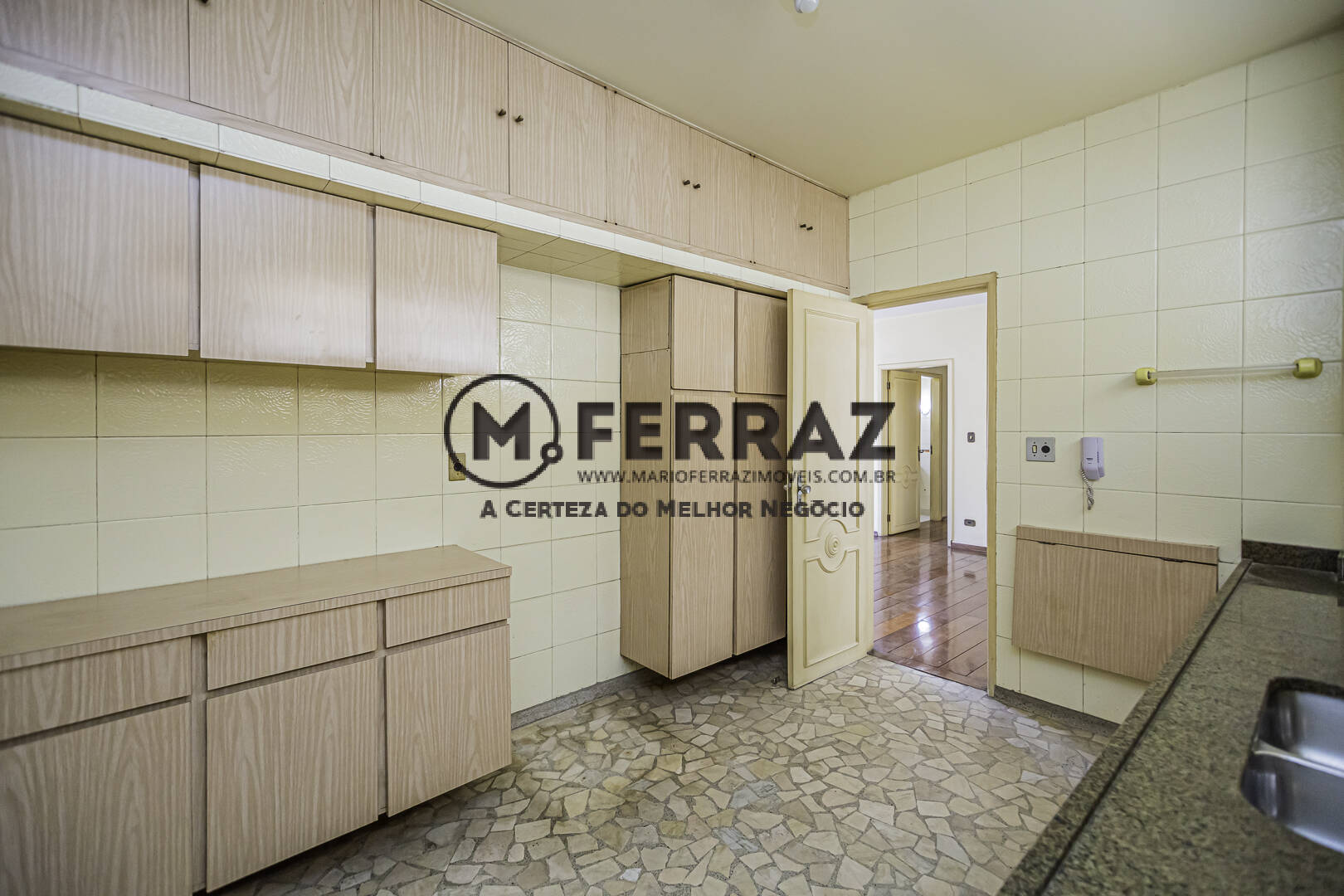 Apartamento para alugar com 3 quartos, 169m² - Foto 18