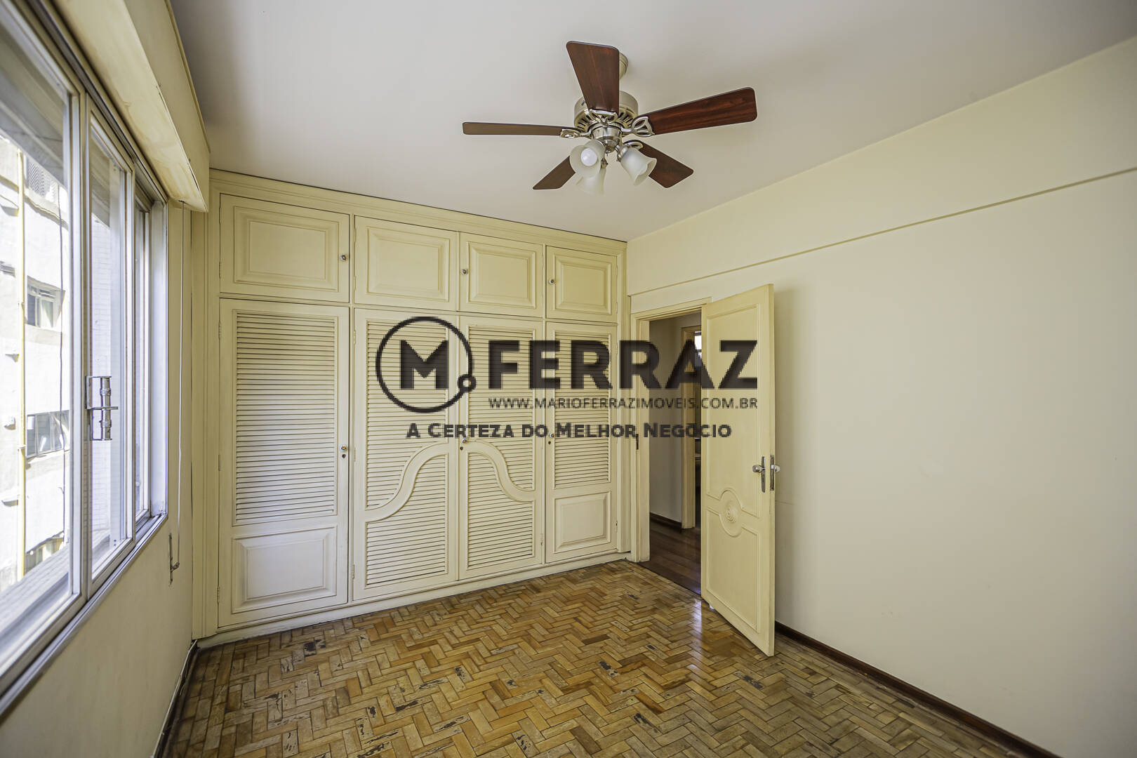 Apartamento para alugar com 3 quartos, 169m² - Foto 29