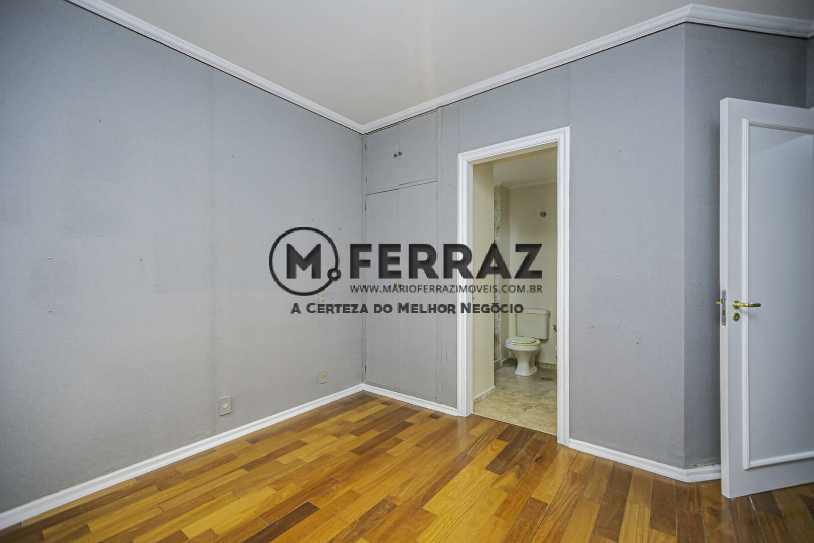 Apartamento à venda com 3 quartos, 200m² - Foto 27