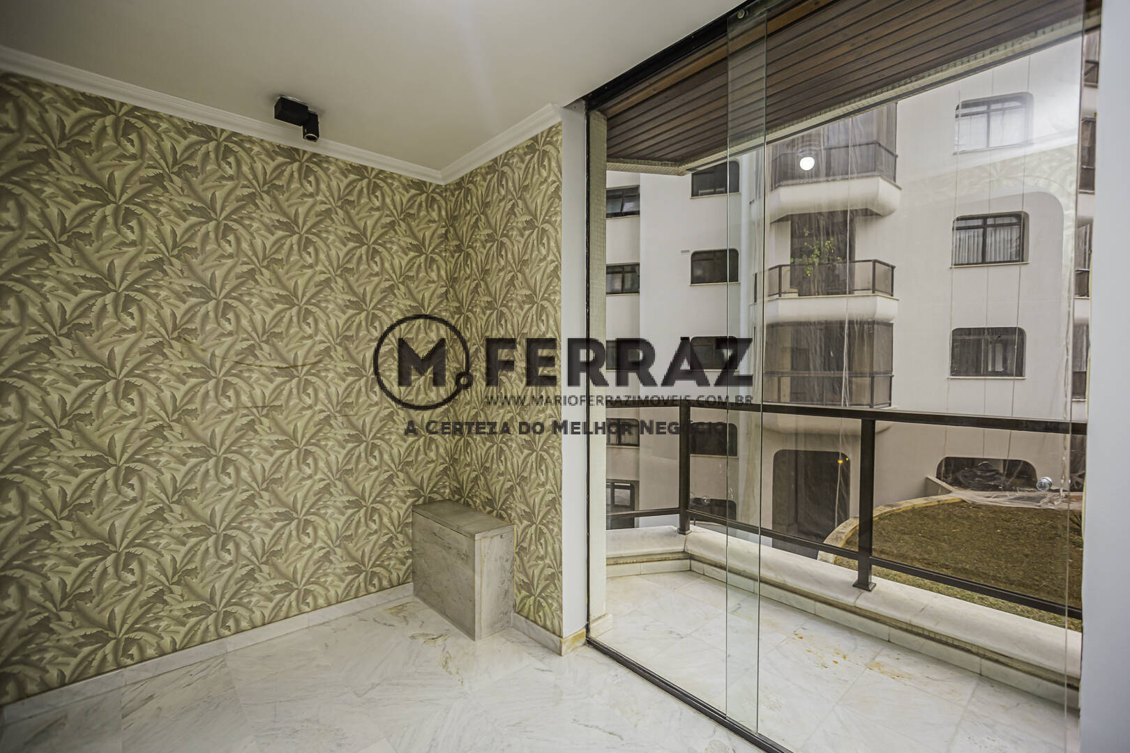 Apartamento à venda com 3 quartos, 200m² - Foto 15