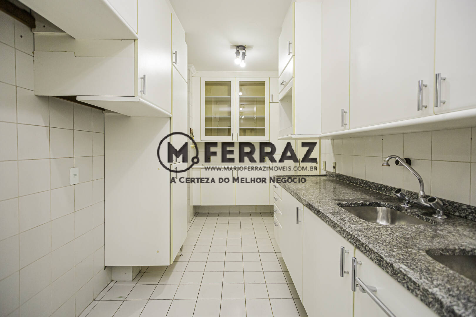 Apartamento à venda com 2 quartos, 150m² - Foto 12