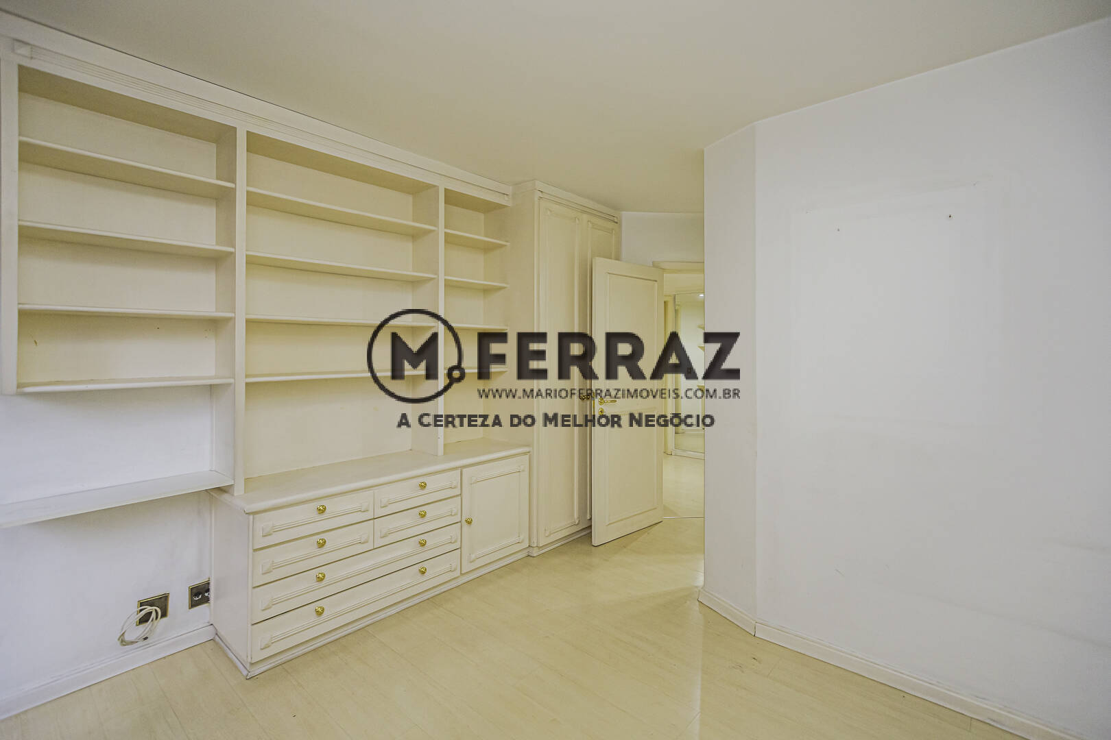 Apartamento à venda com 2 quartos, 150m² - Foto 16