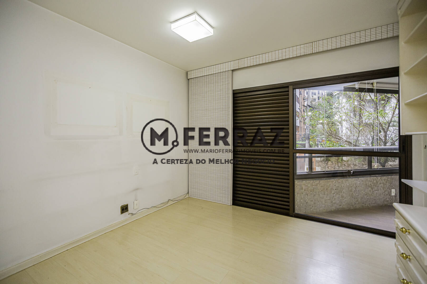 Apartamento à venda com 2 quartos, 150m² - Foto 17