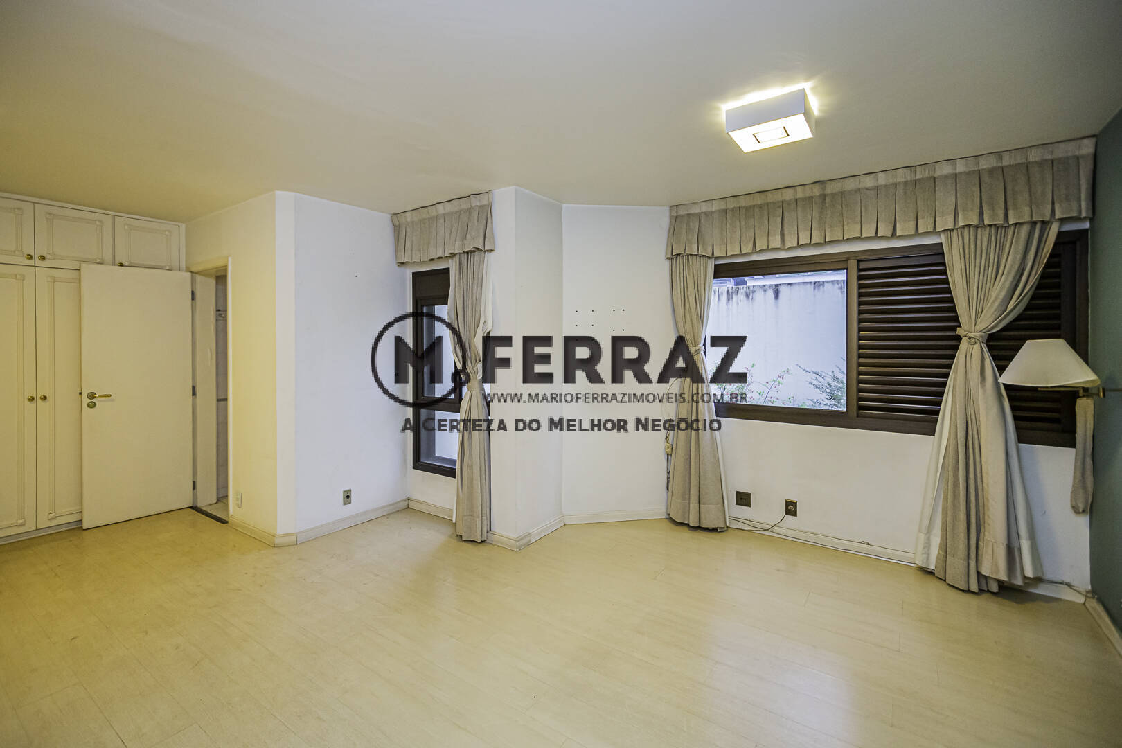 Apartamento à venda com 2 quartos, 150m² - Foto 21