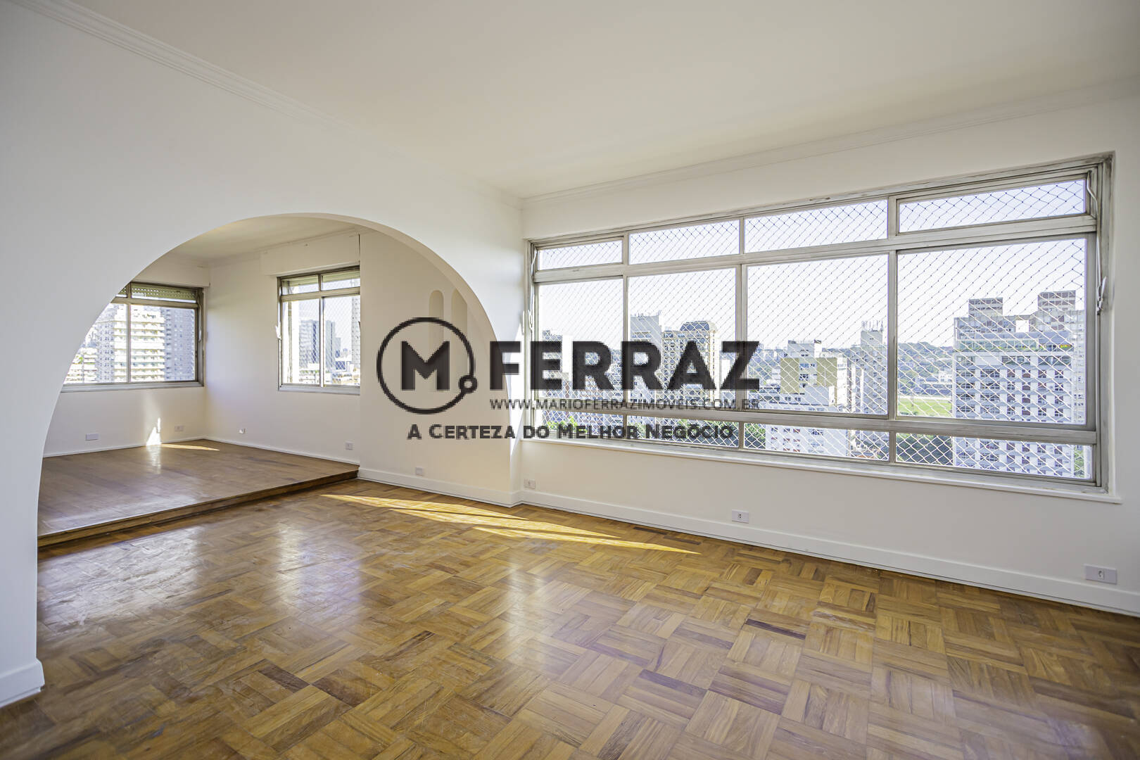 Apartamento para alugar com 2 quartos, 147m² - Foto 2