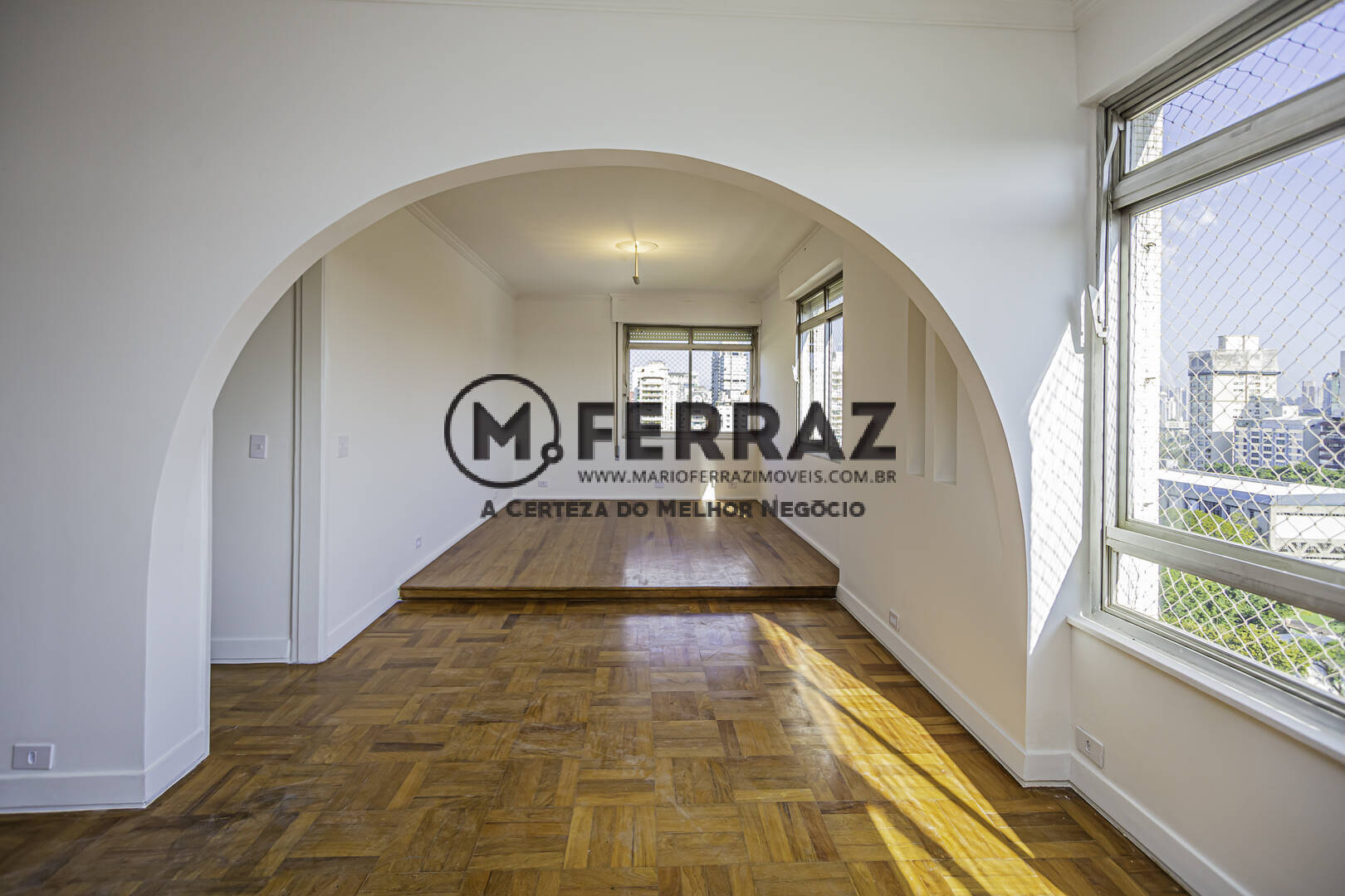 Apartamento para alugar com 2 quartos, 147m² - Foto 4