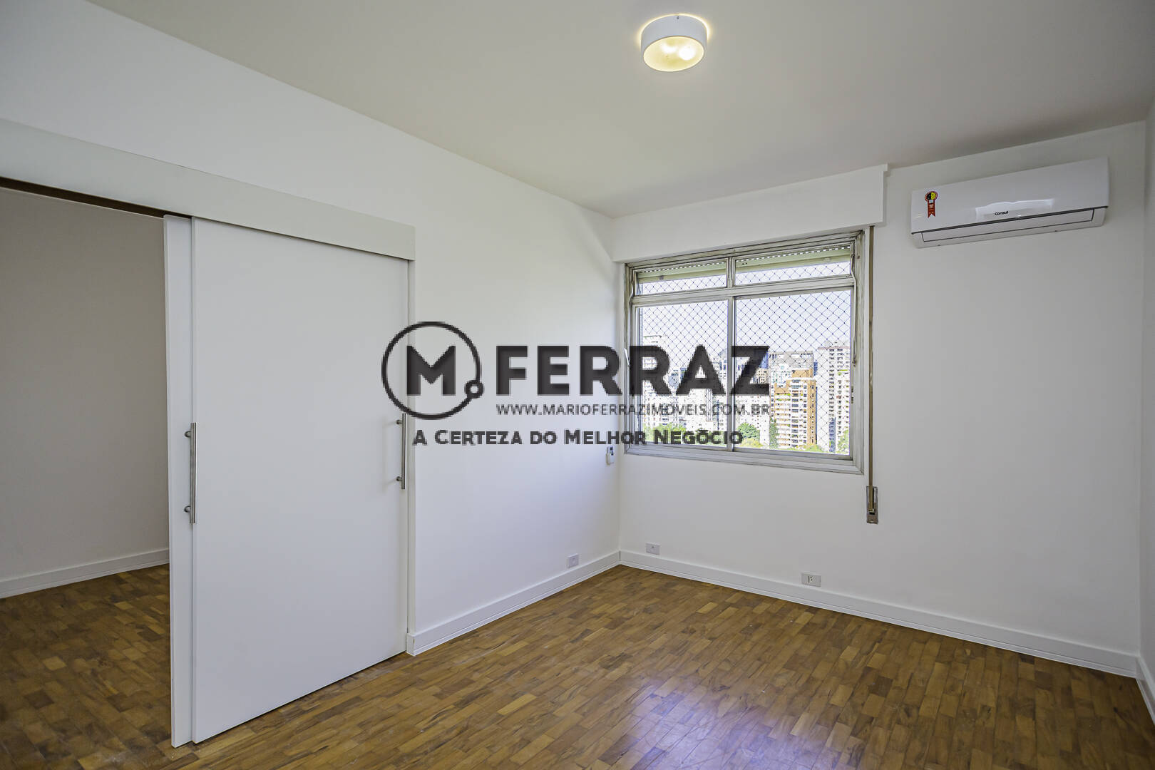 Apartamento para alugar com 2 quartos, 147m² - Foto 16