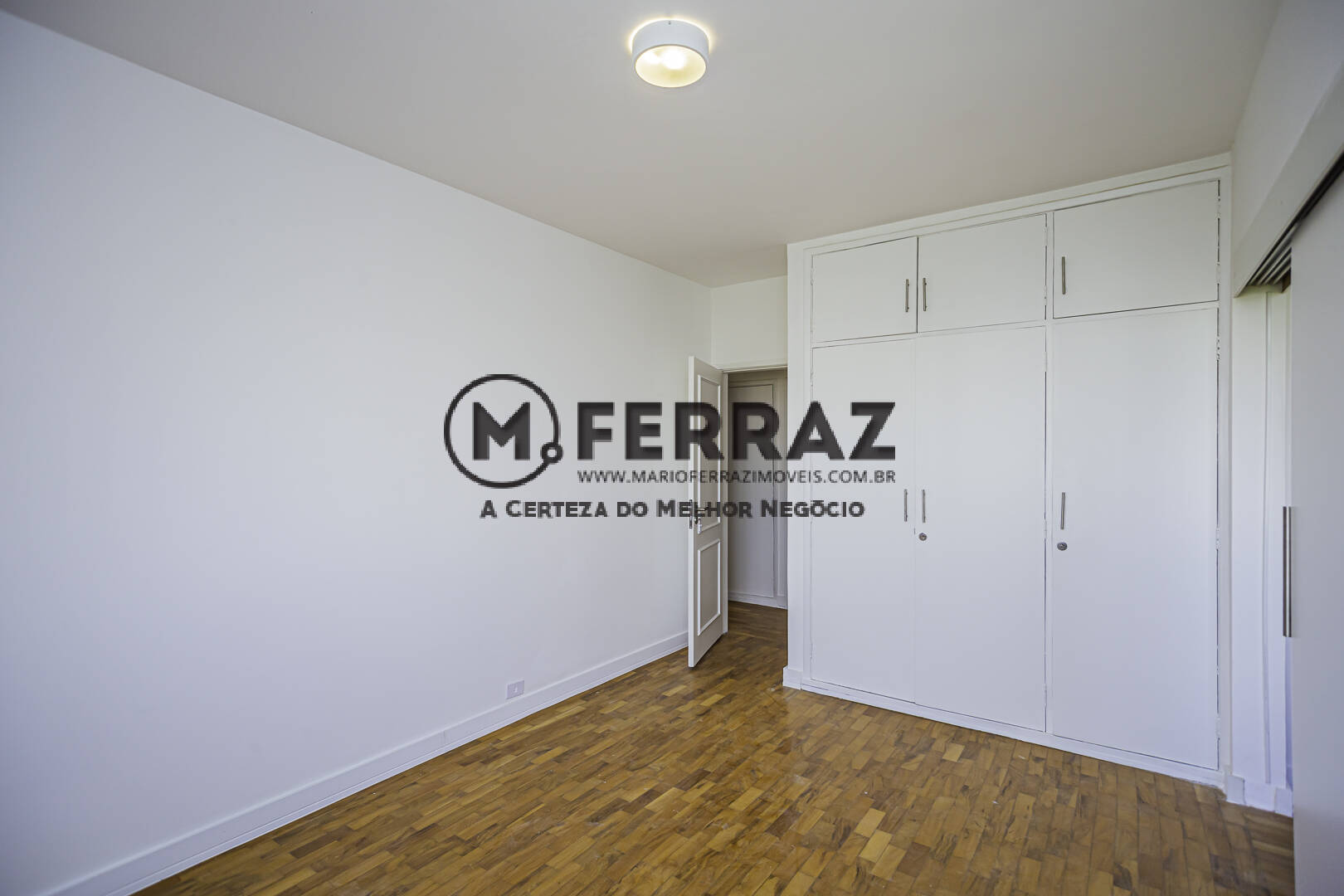 Apartamento para alugar com 2 quartos, 147m² - Foto 17